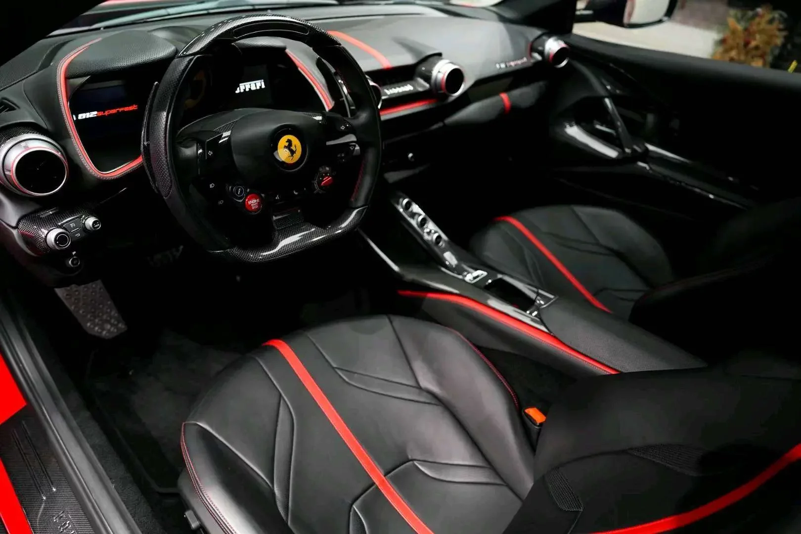 Ferrari 812