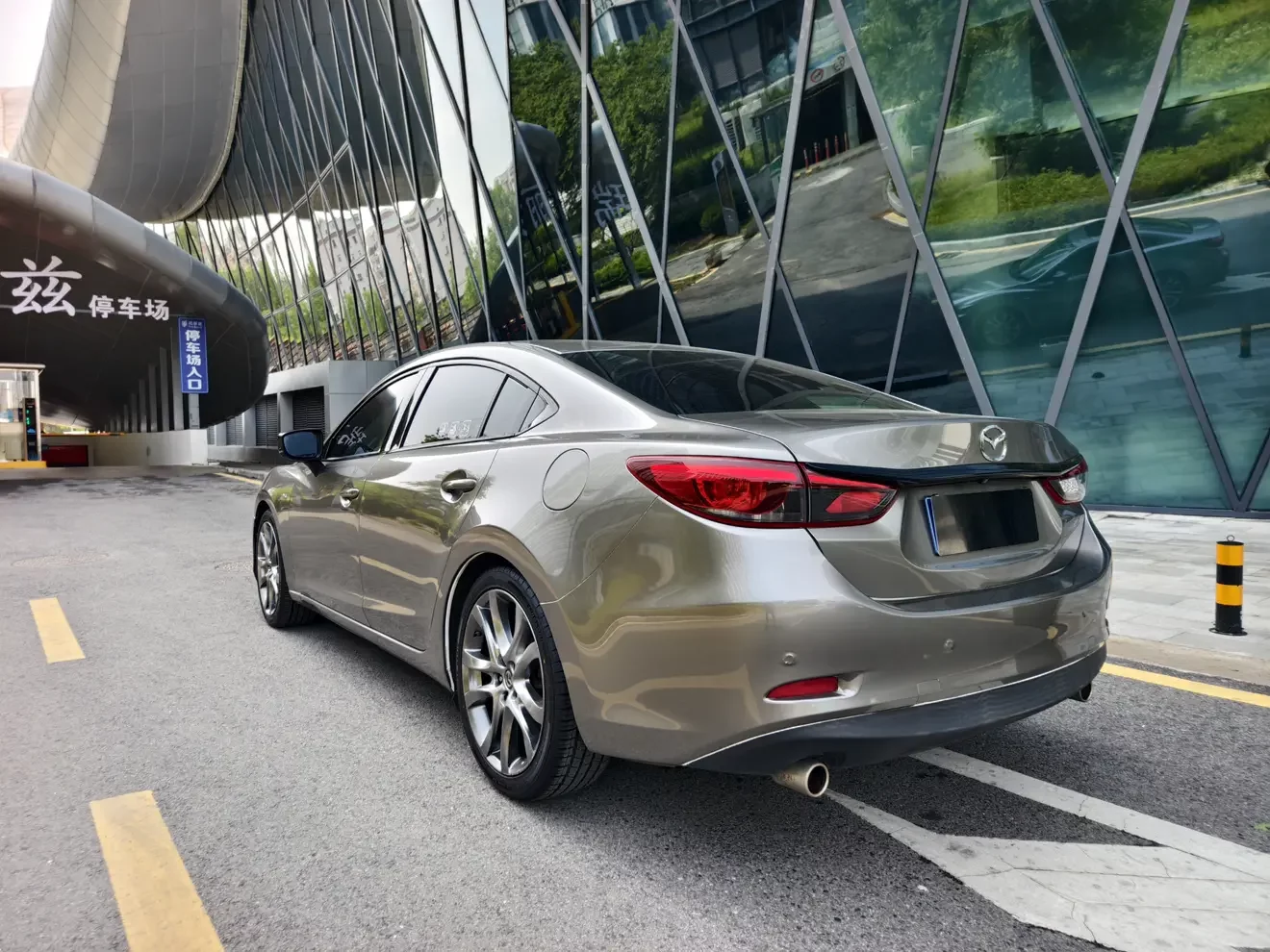 Mazda Atenza