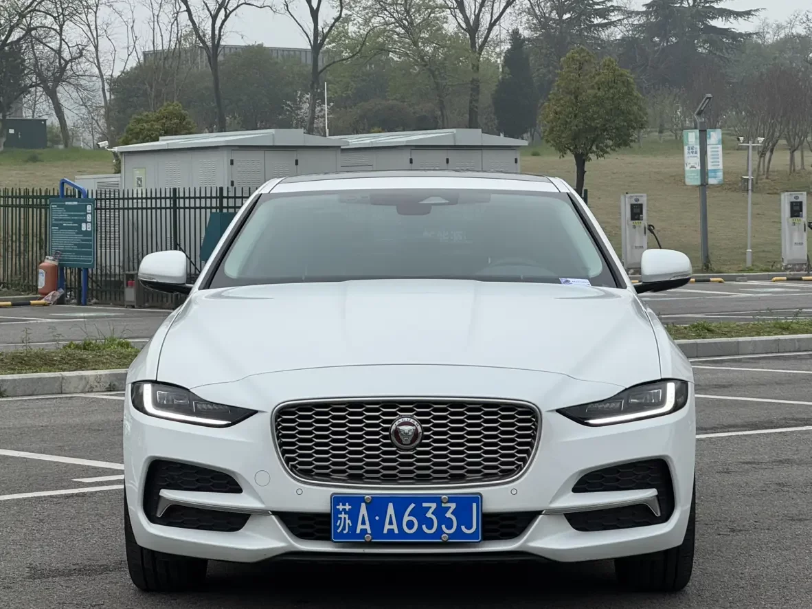 Jaguar XEL