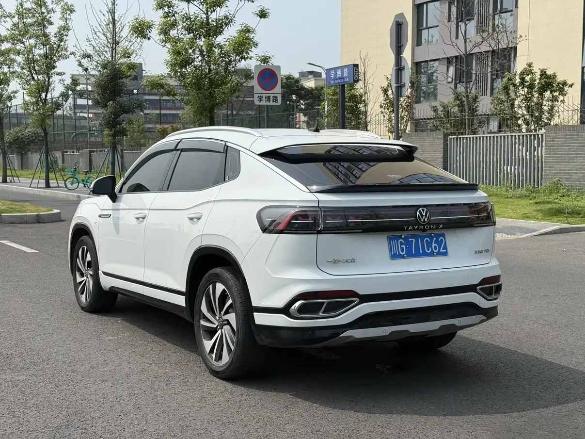 Volkswagen Tayron X