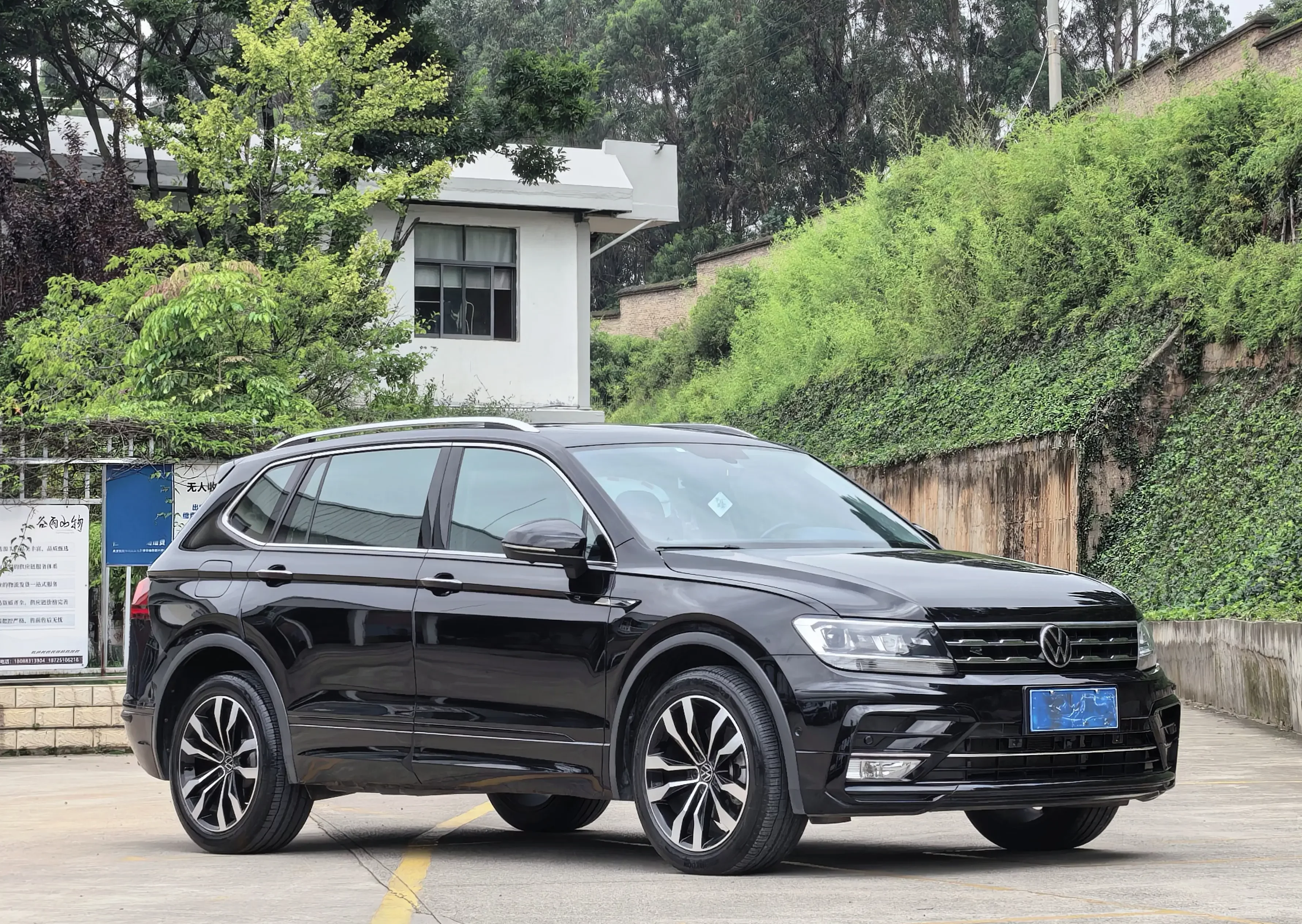 Volkswagen Tiguan L