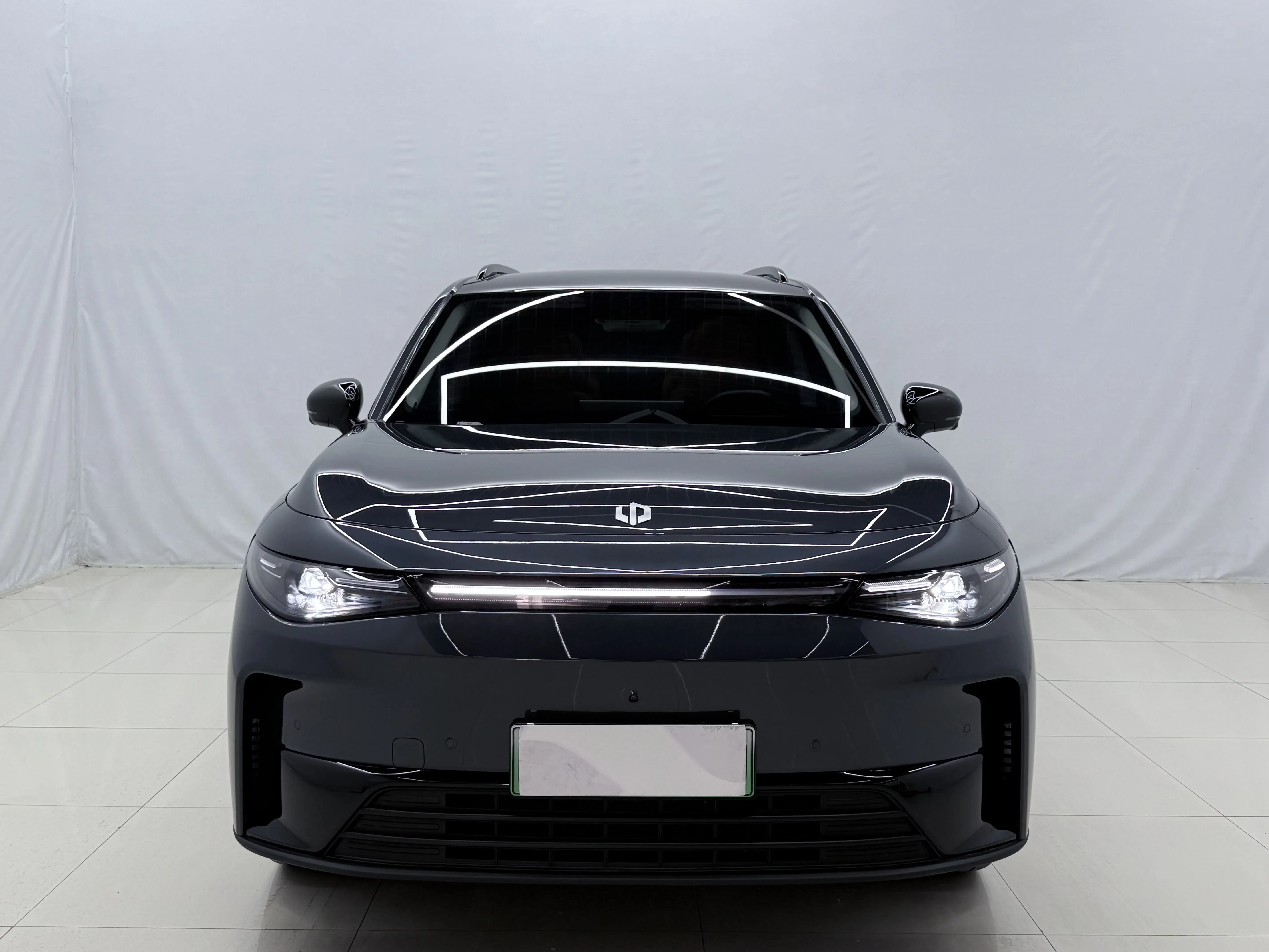 Leapmotor C16