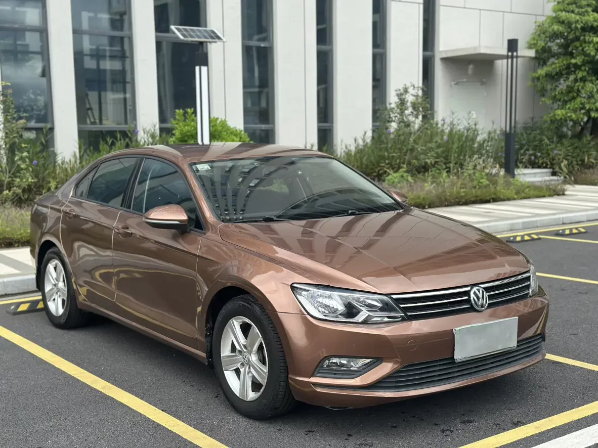 Volkswagen Lamando