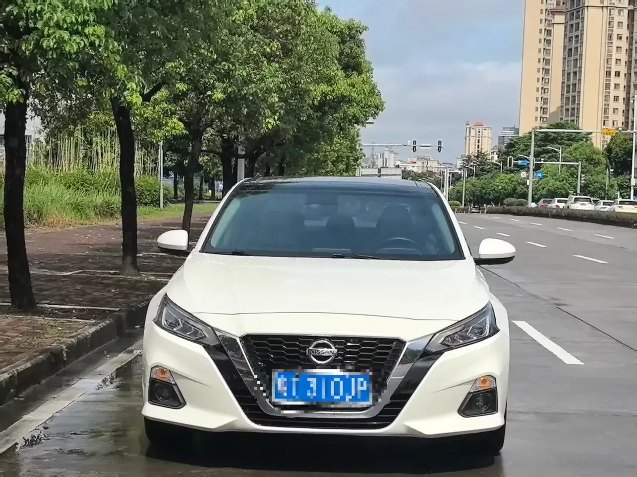 Nissan Altima