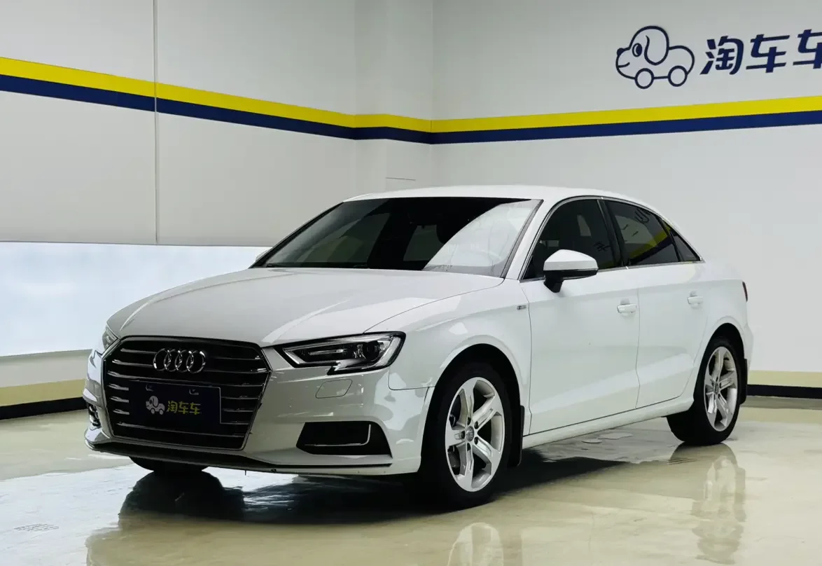 Audi A3  из Китая