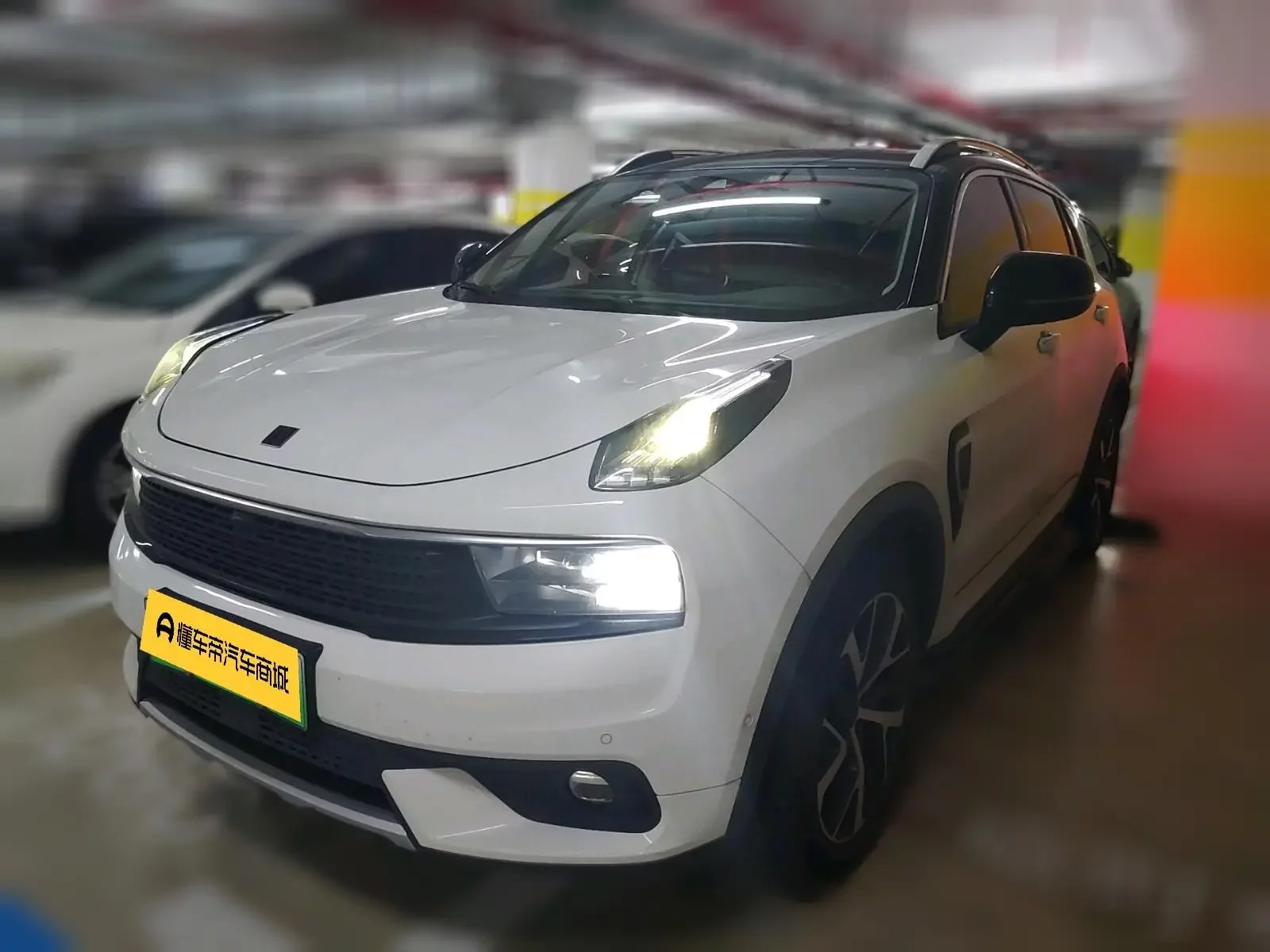 Lynk & Co 01 EM-P
