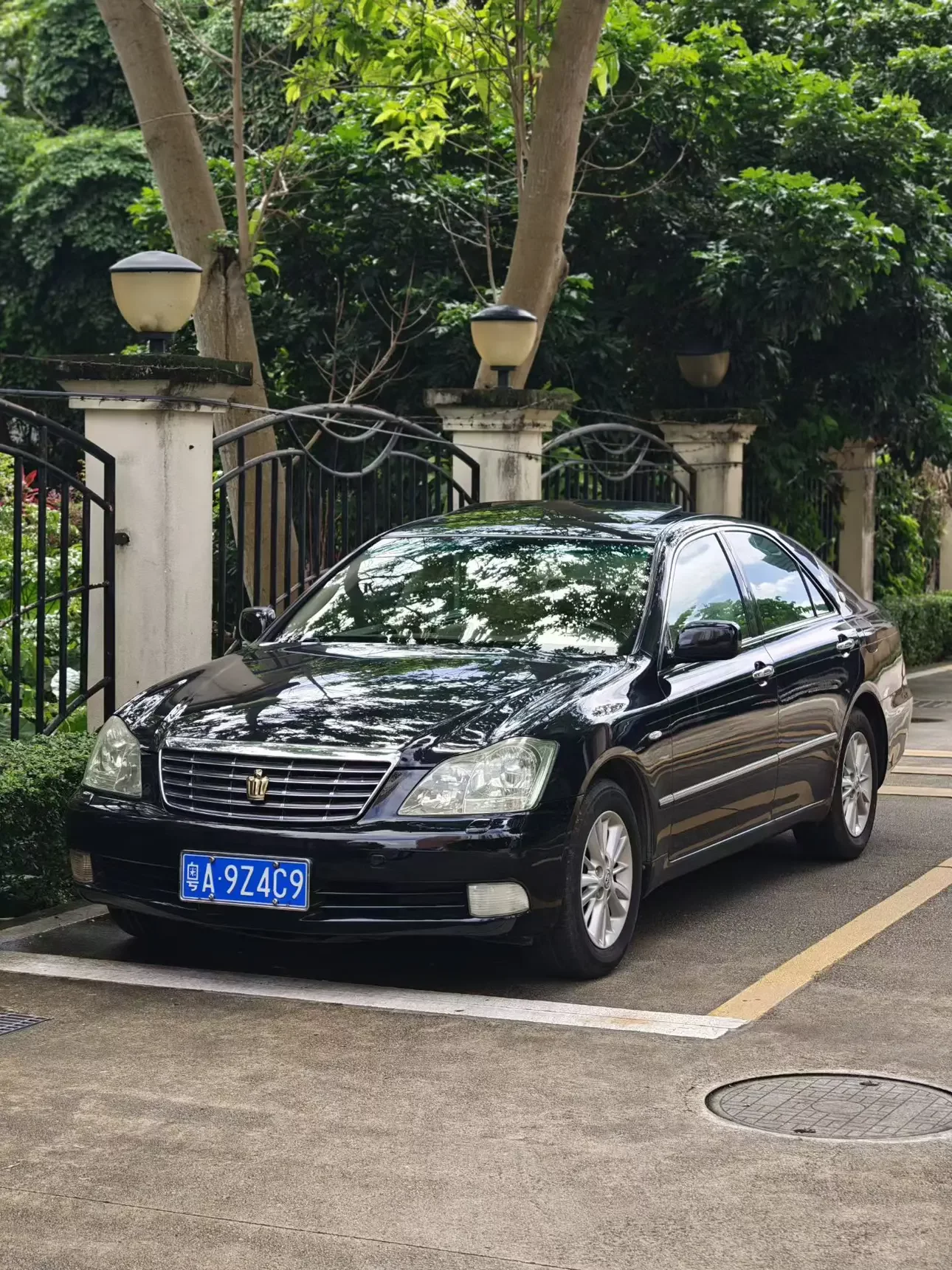 Toyota crown  из Китая