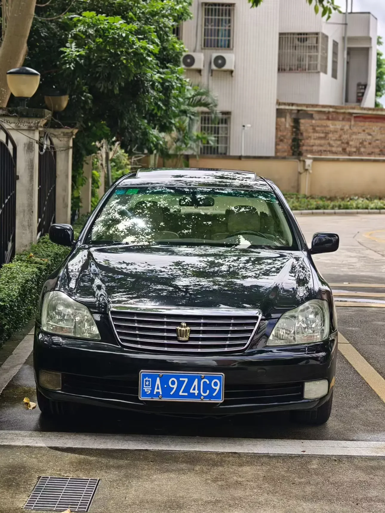 Toyota crown  из Китая