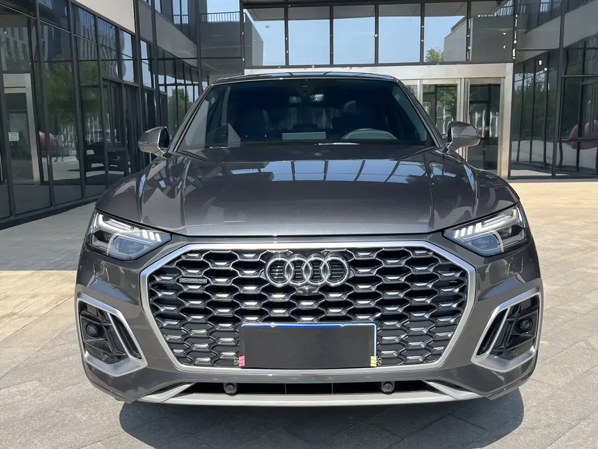 Audi Q5L Sportback