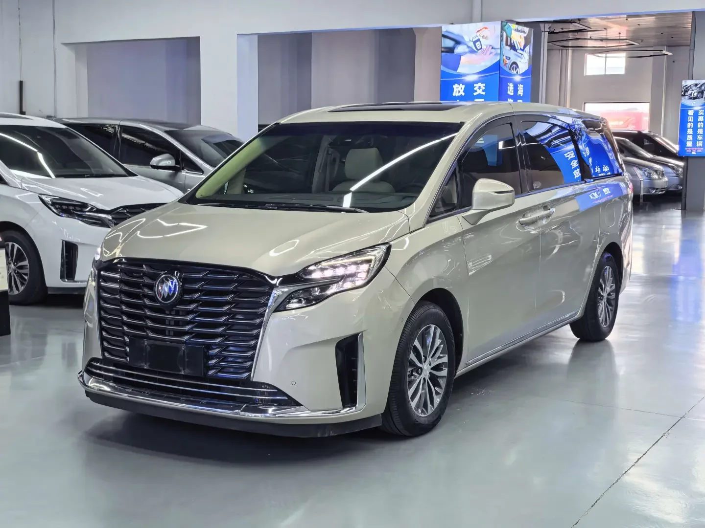 Buick GL8