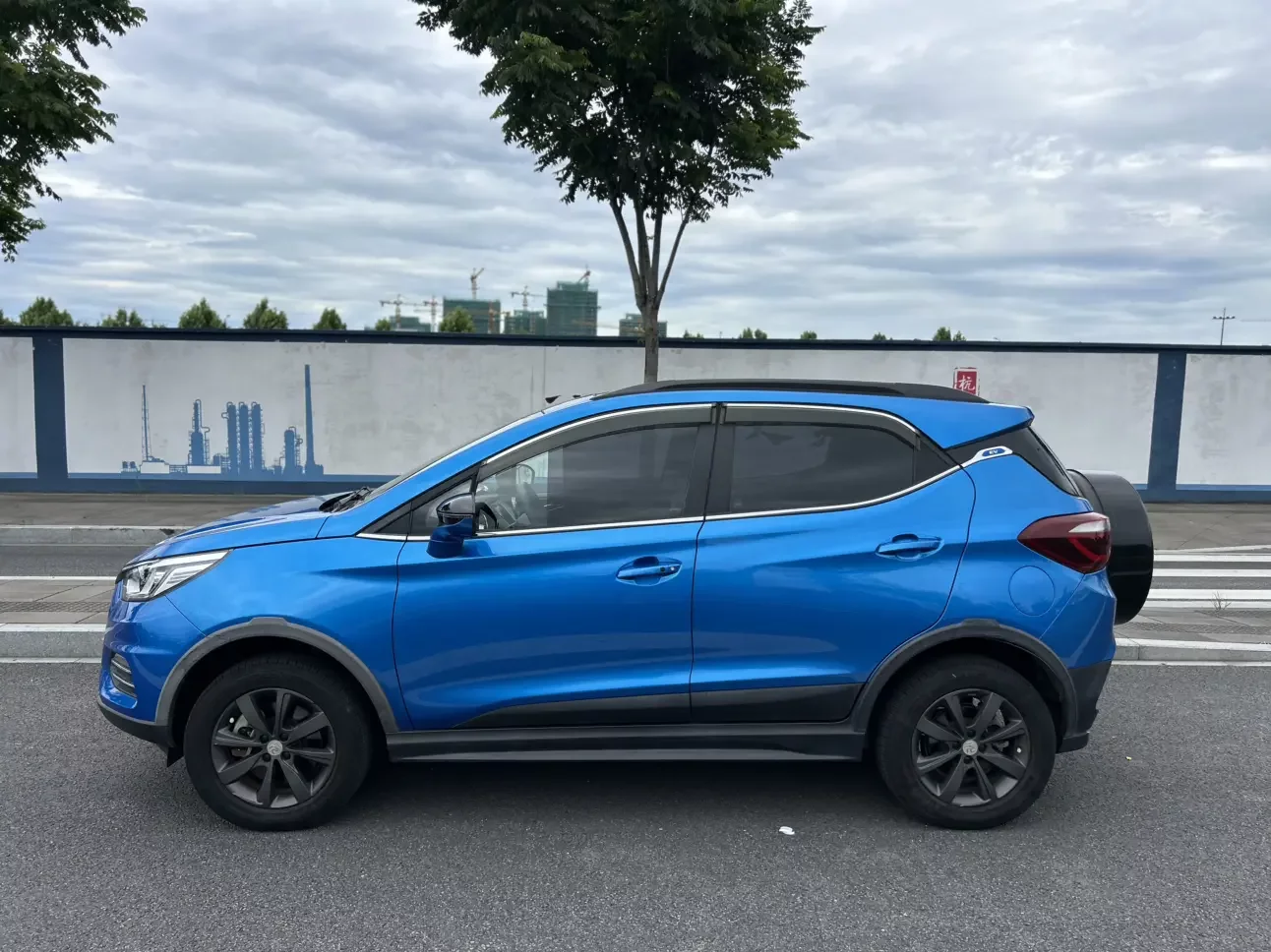 BYD Yuan EV