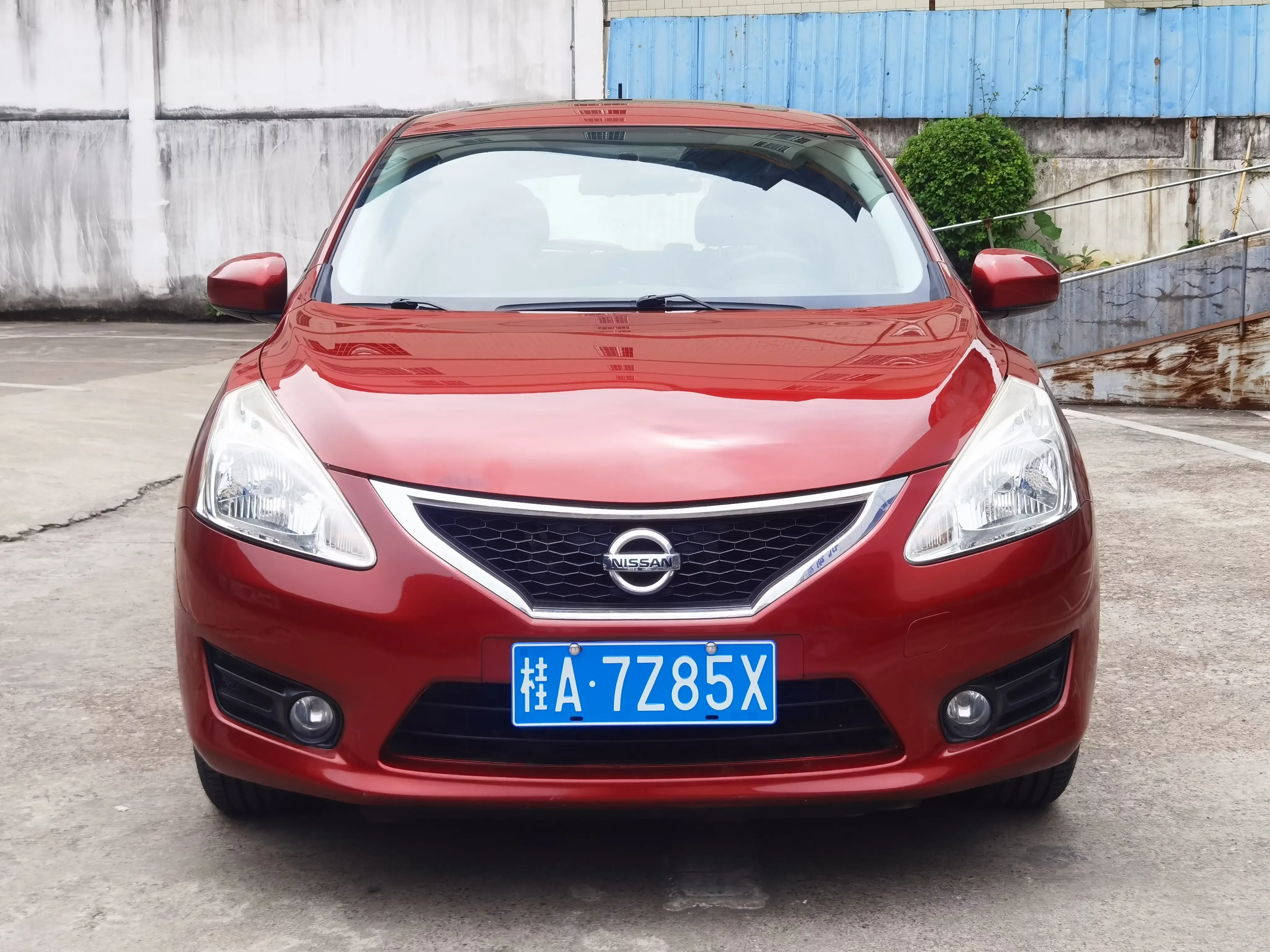 Nissan Tiida  из Китая