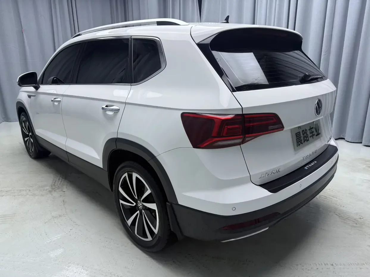 Volkswagen Tharu