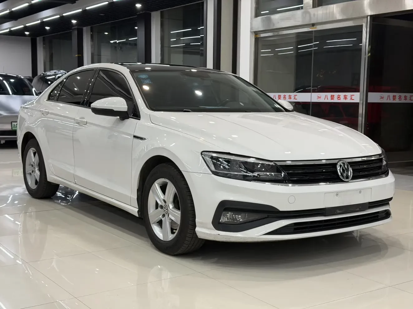Volkswagen Lamando