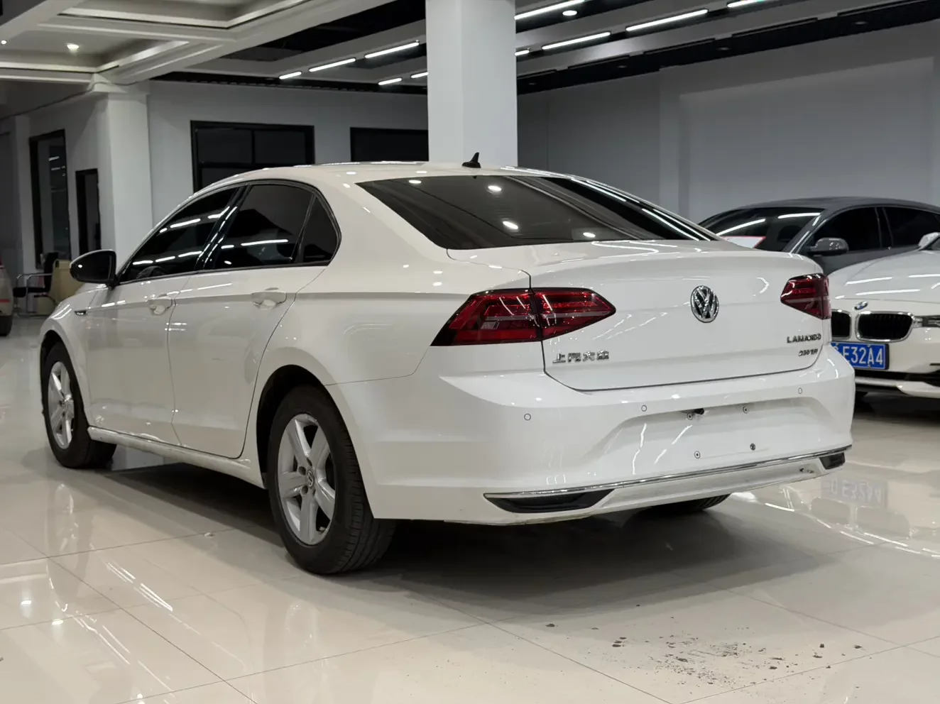 Volkswagen Lamando