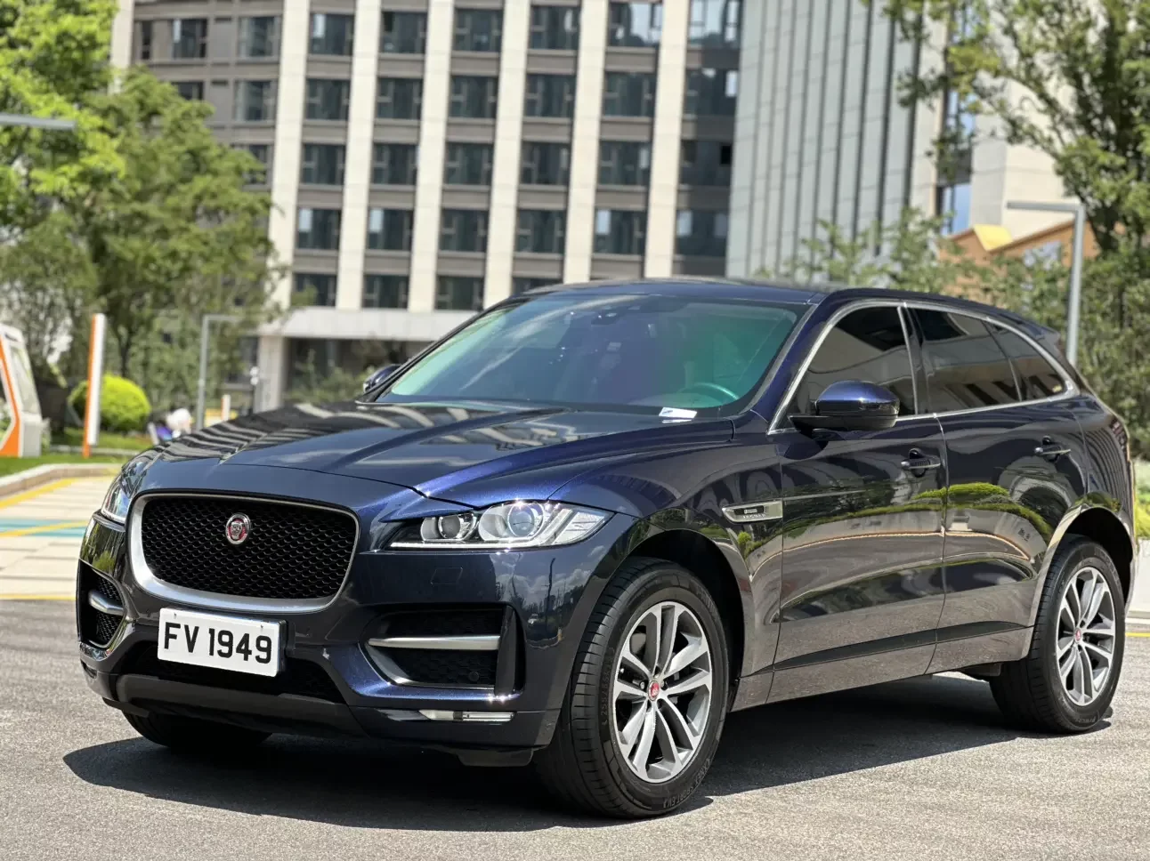 Jaguar F-PACE  из Китая