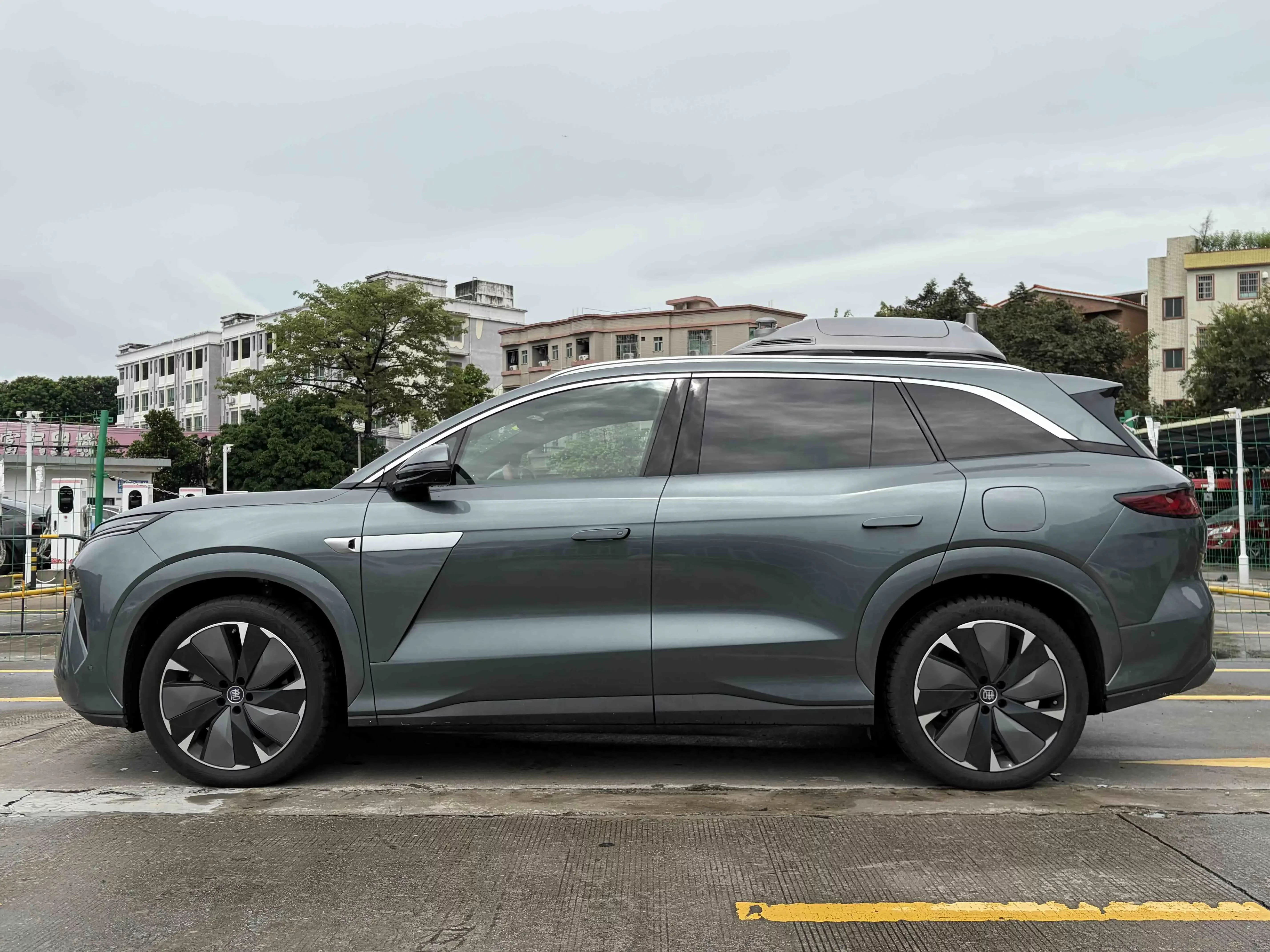 BYD Tang L DM