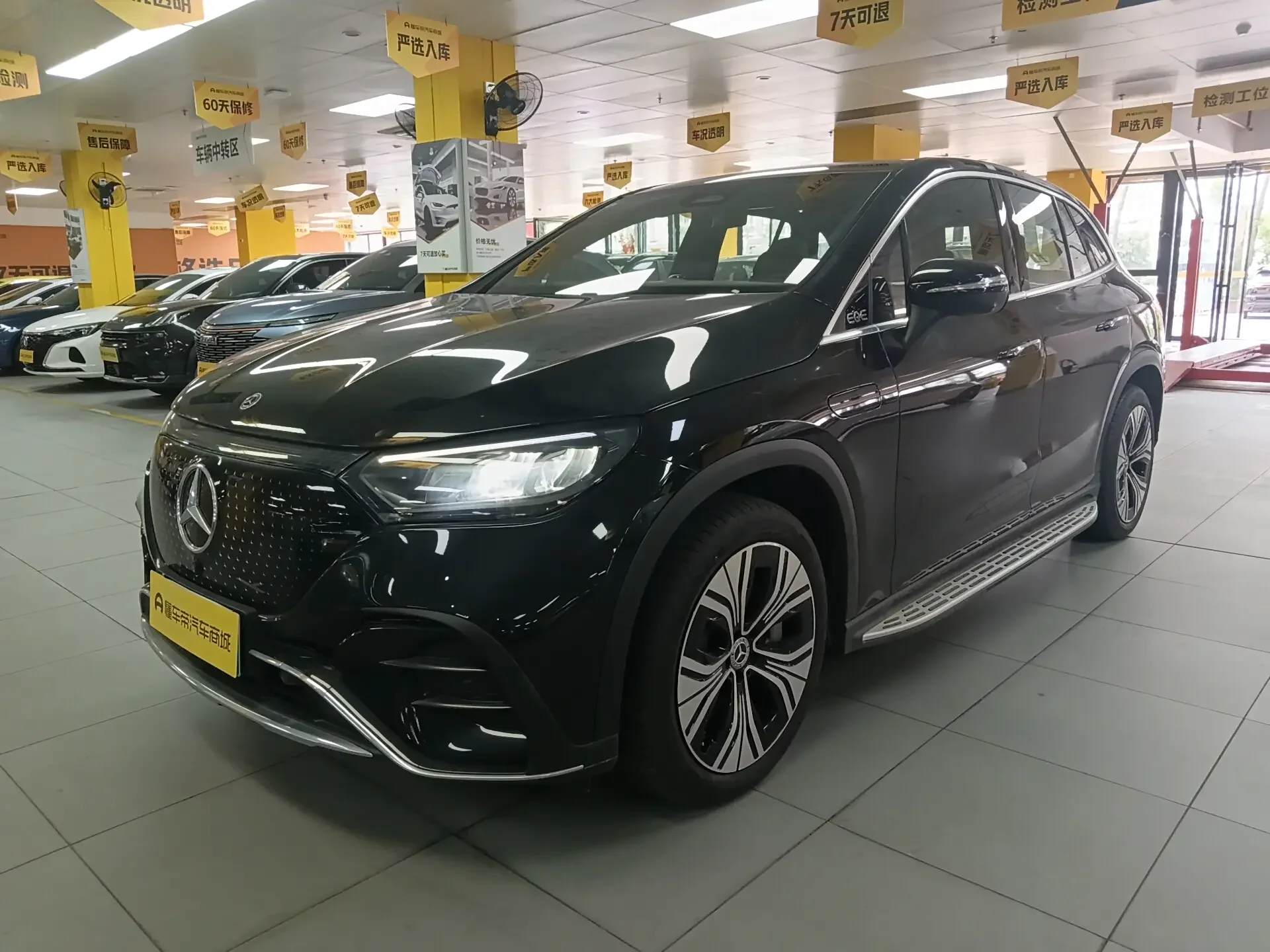 Mercedes-Benz EQE SUV