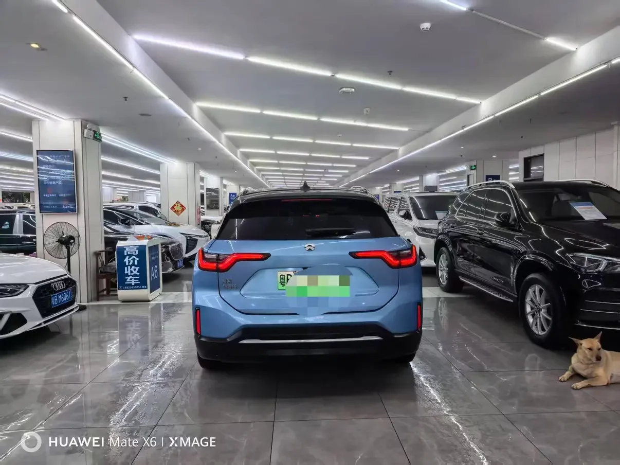 NIO ES6