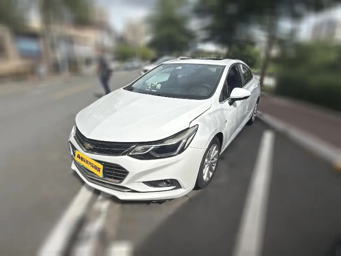 Chevrolet Monza (Cruze)  из Китая