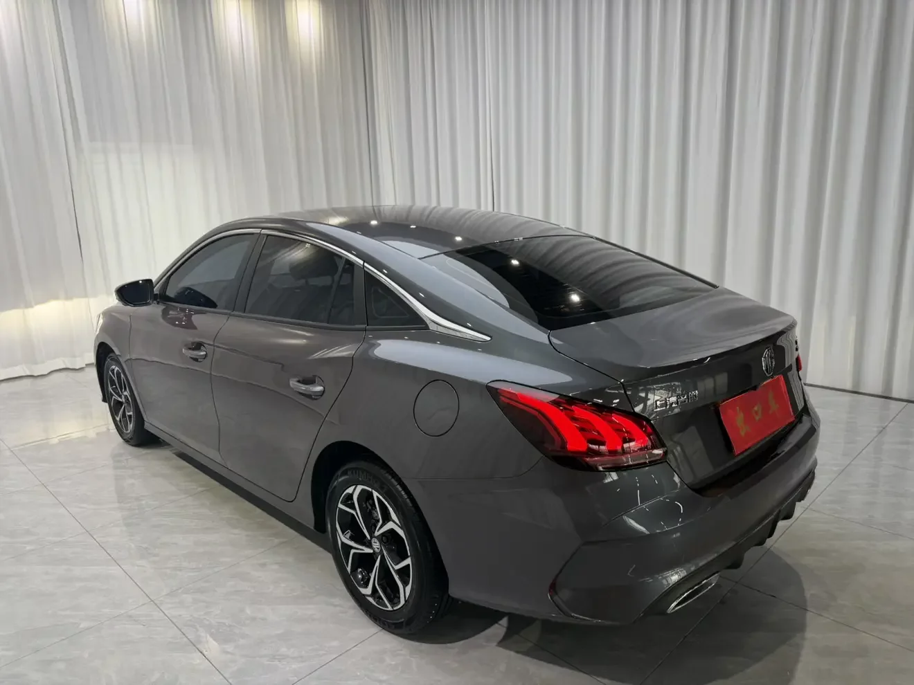 MG 5