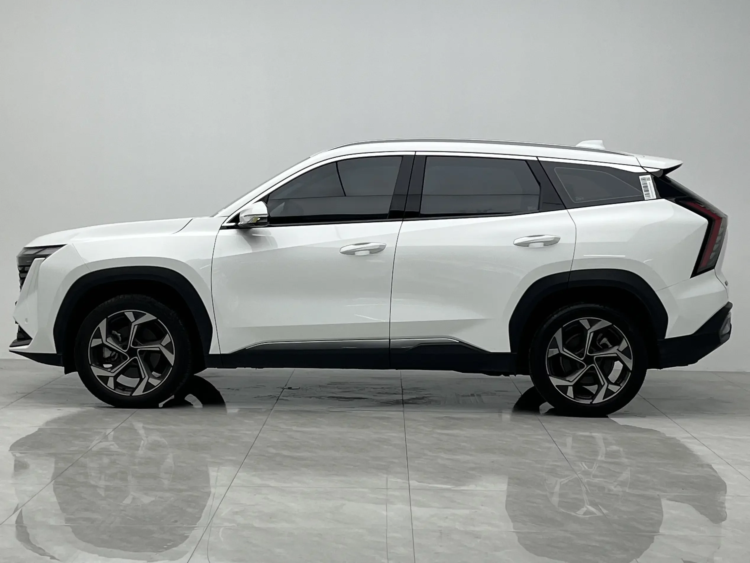 Geely Atlas L