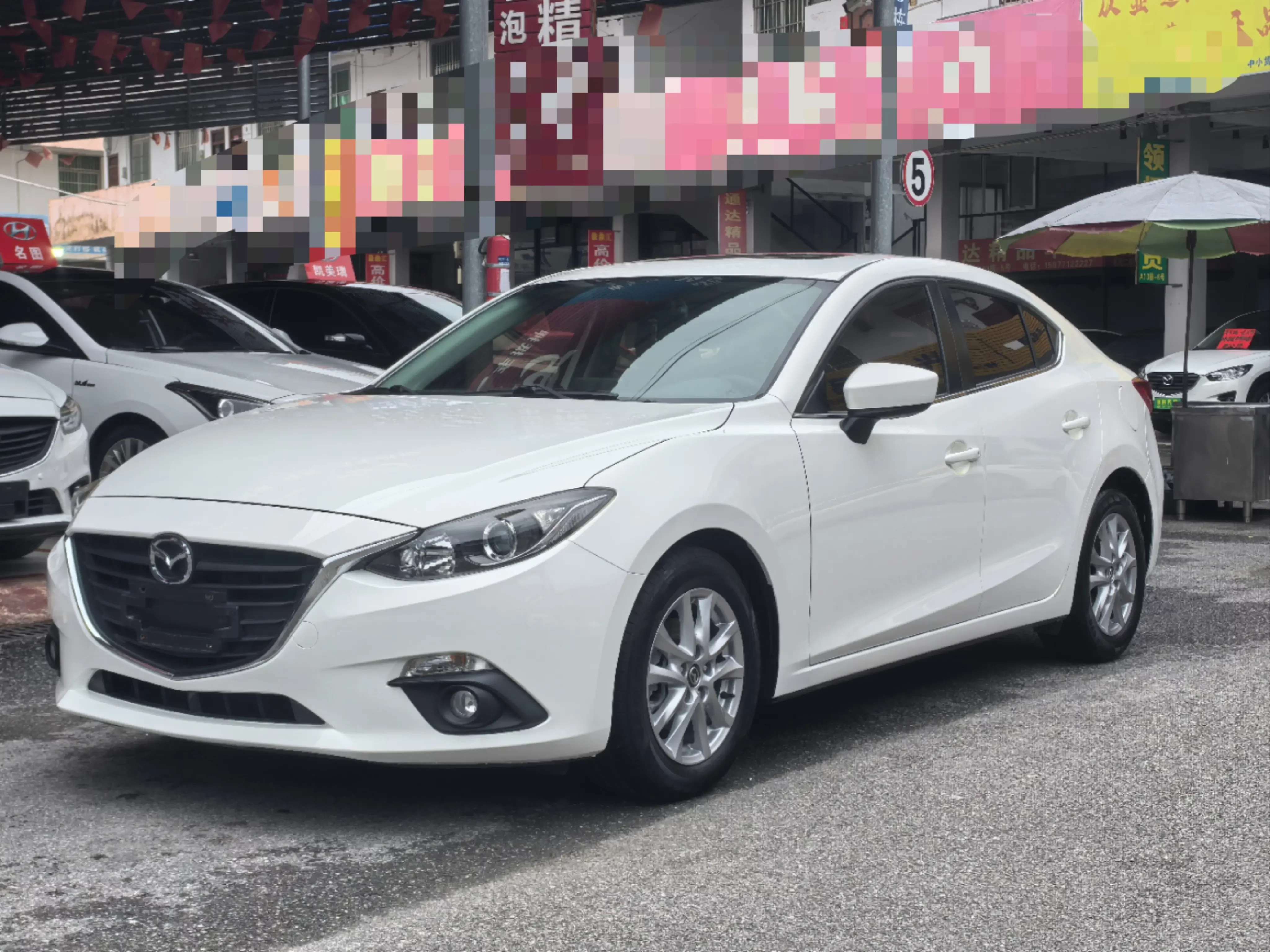 Mazda Axela