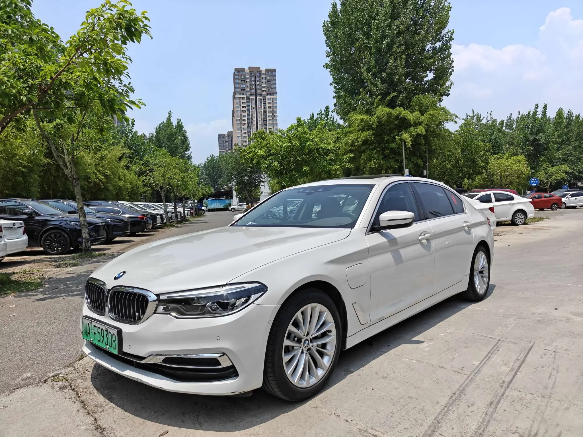 BMW 5 Series PHEV