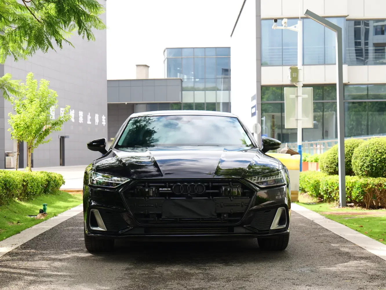Audi A7L