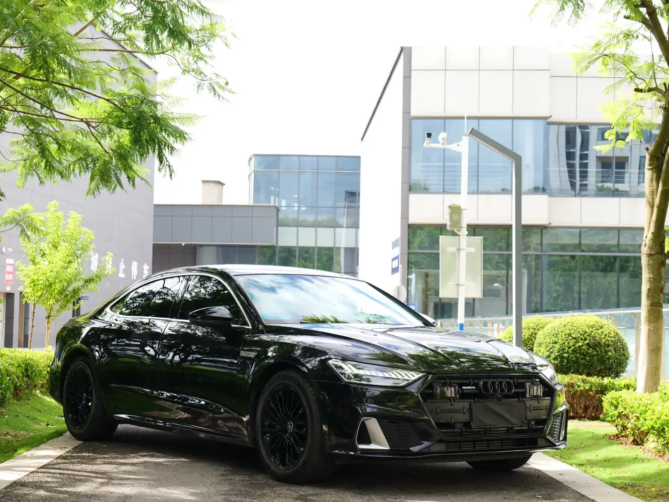 Audi A7L