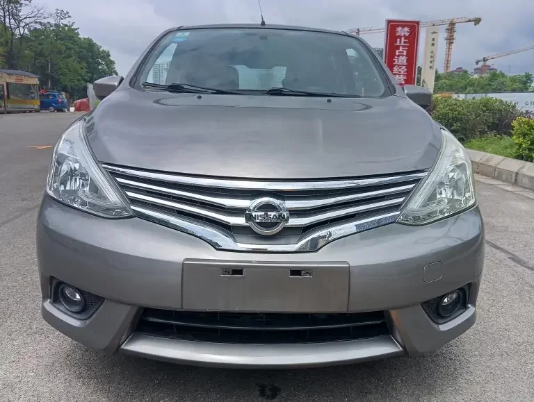 Nissan Li Wei  из Китая