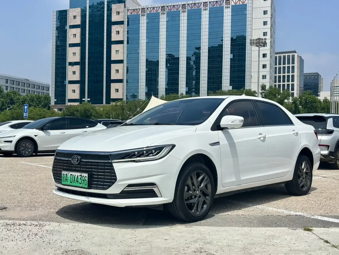 BYD QinEV