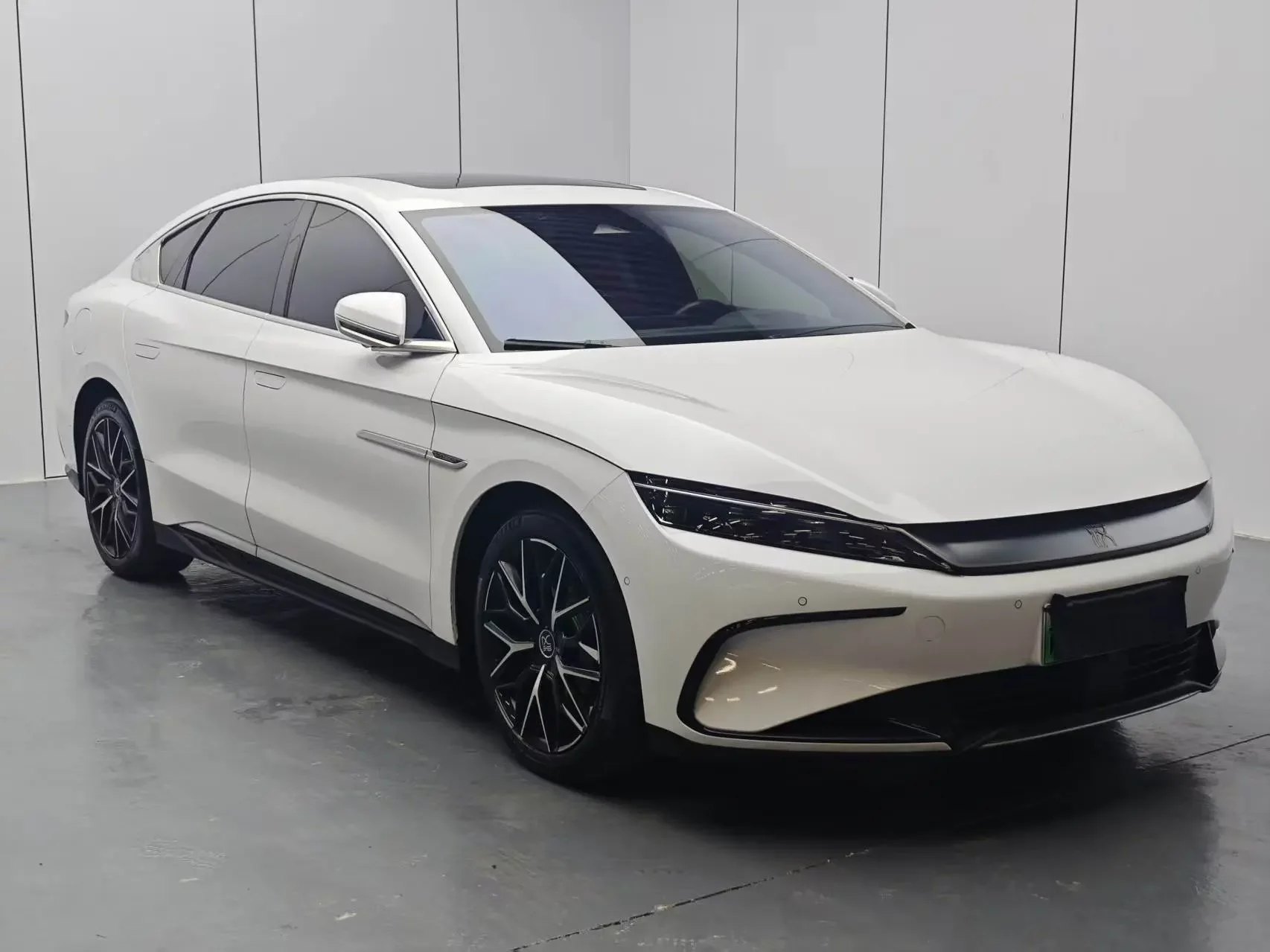 BYD Han EV