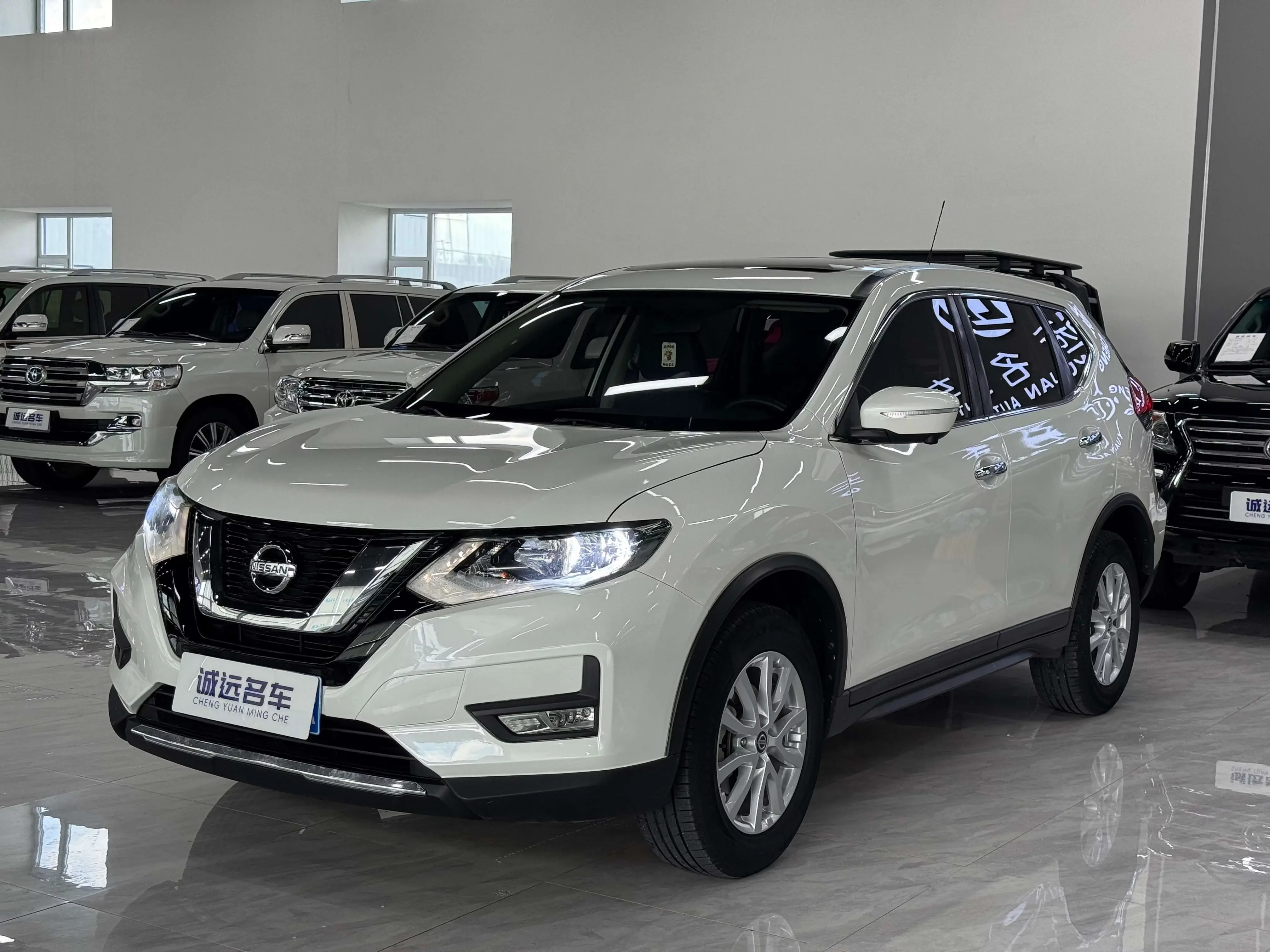 Nissan X-Trail (Qijun)  из Китая