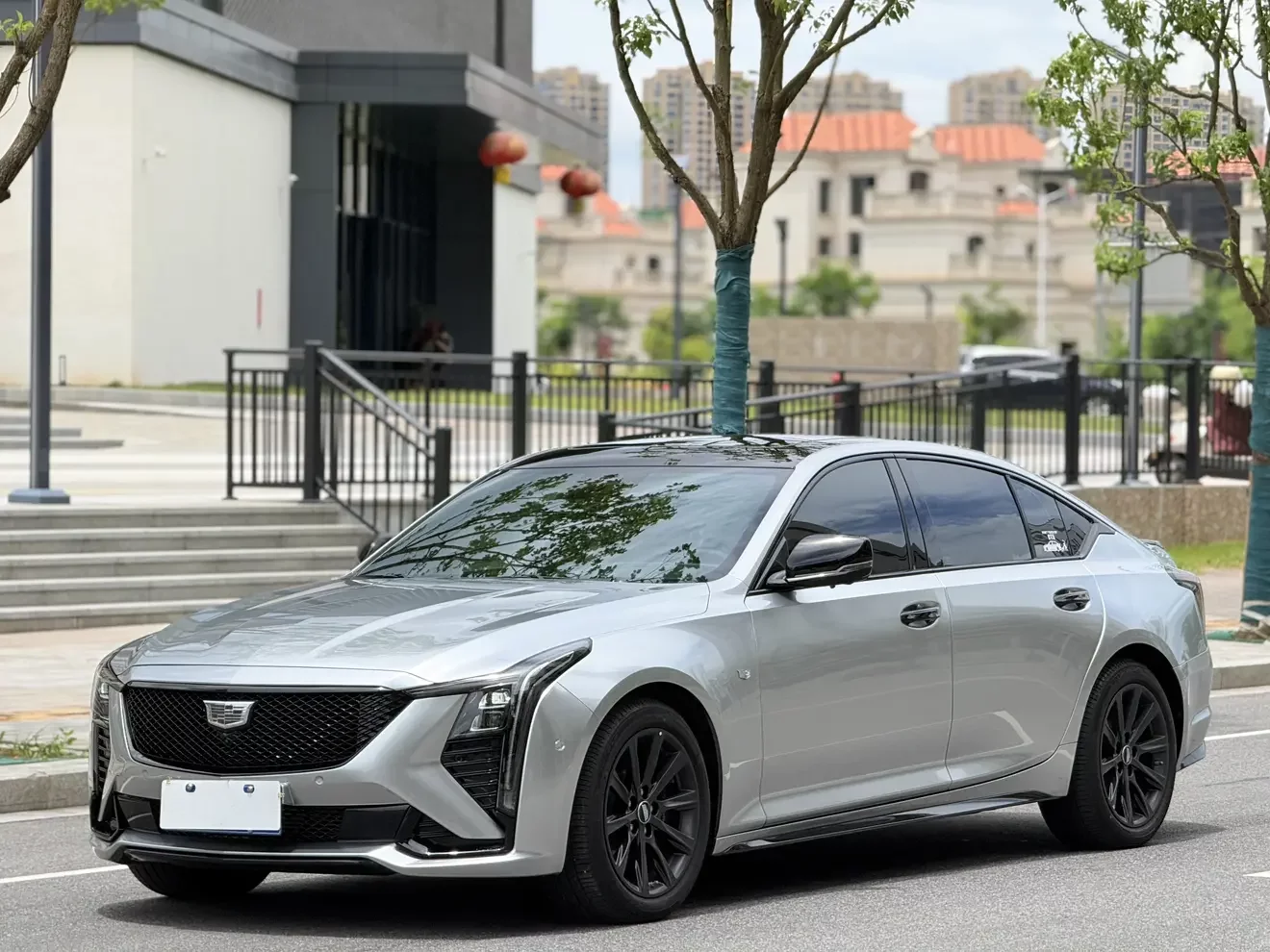 Cadillac CT5  из Китая