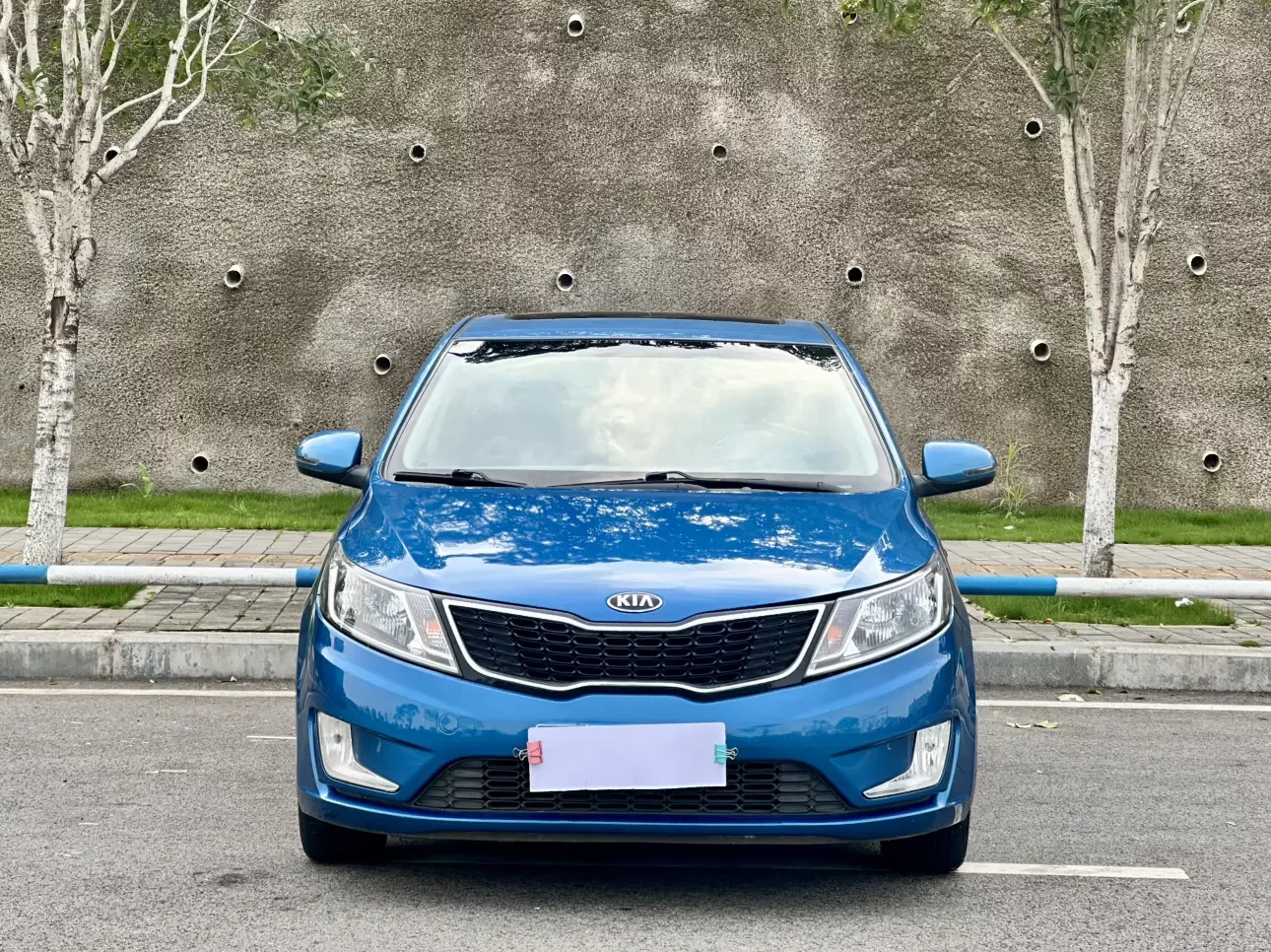 Kia K2  из Китая