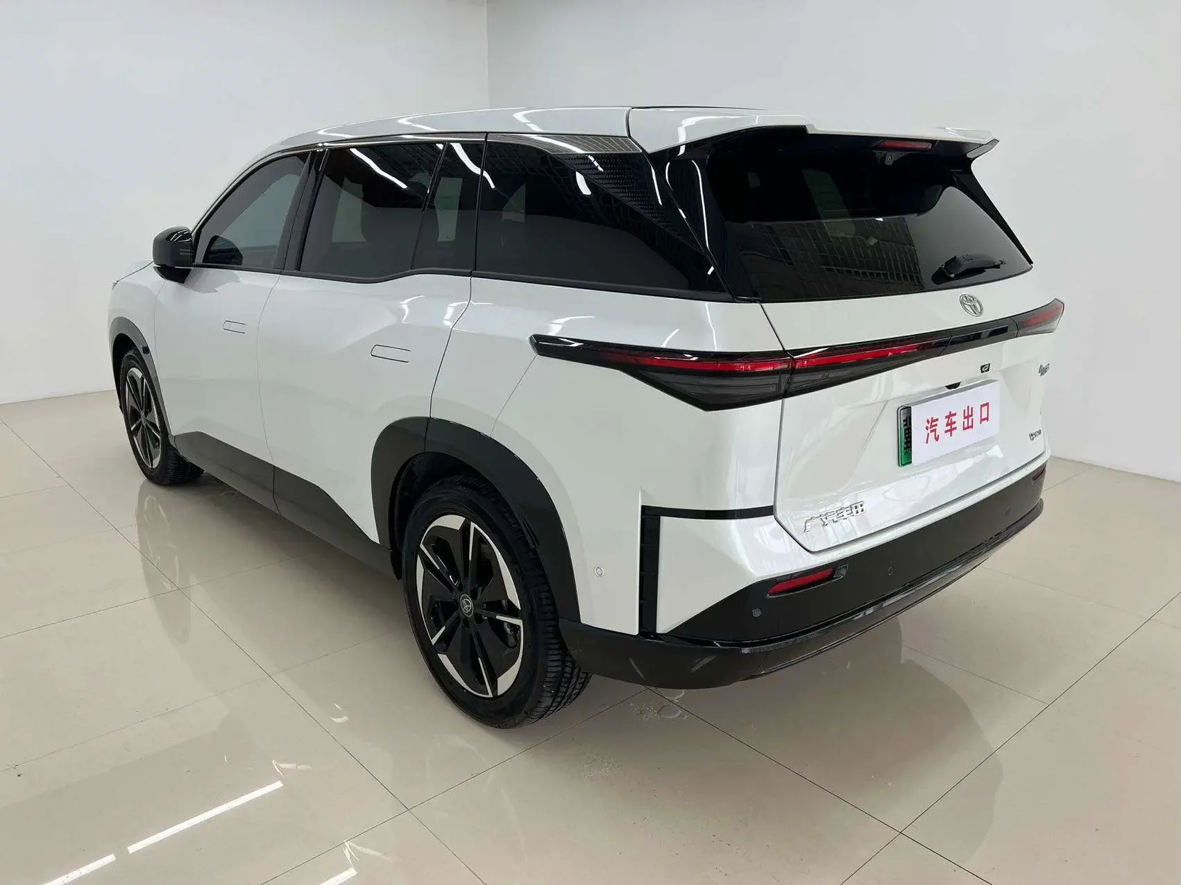 Toyota Bozhi 3X