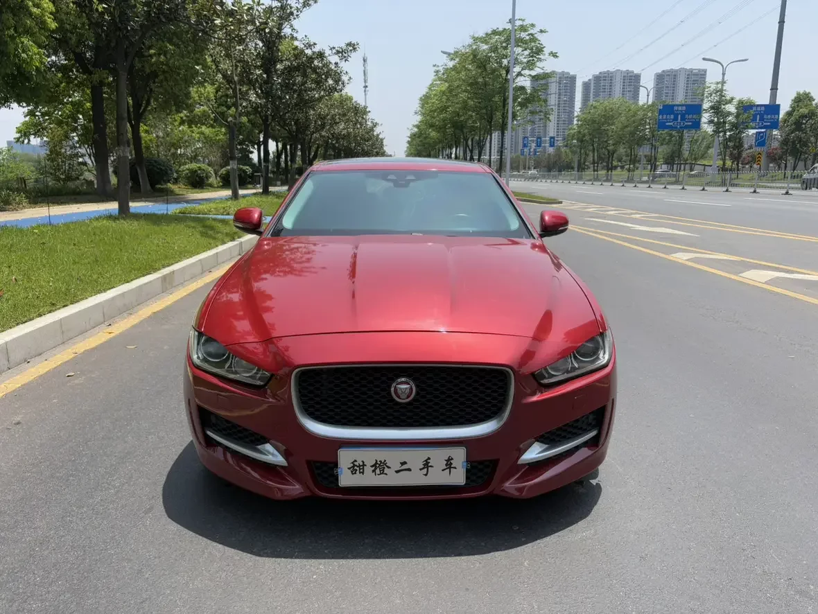 Jaguar XE  из Китая