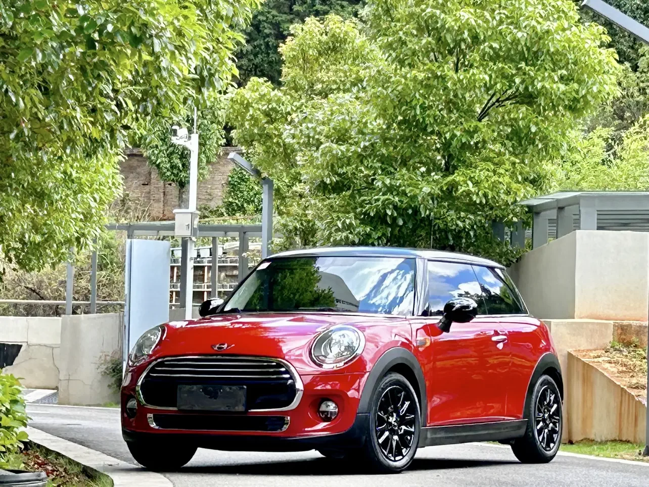 MINI 