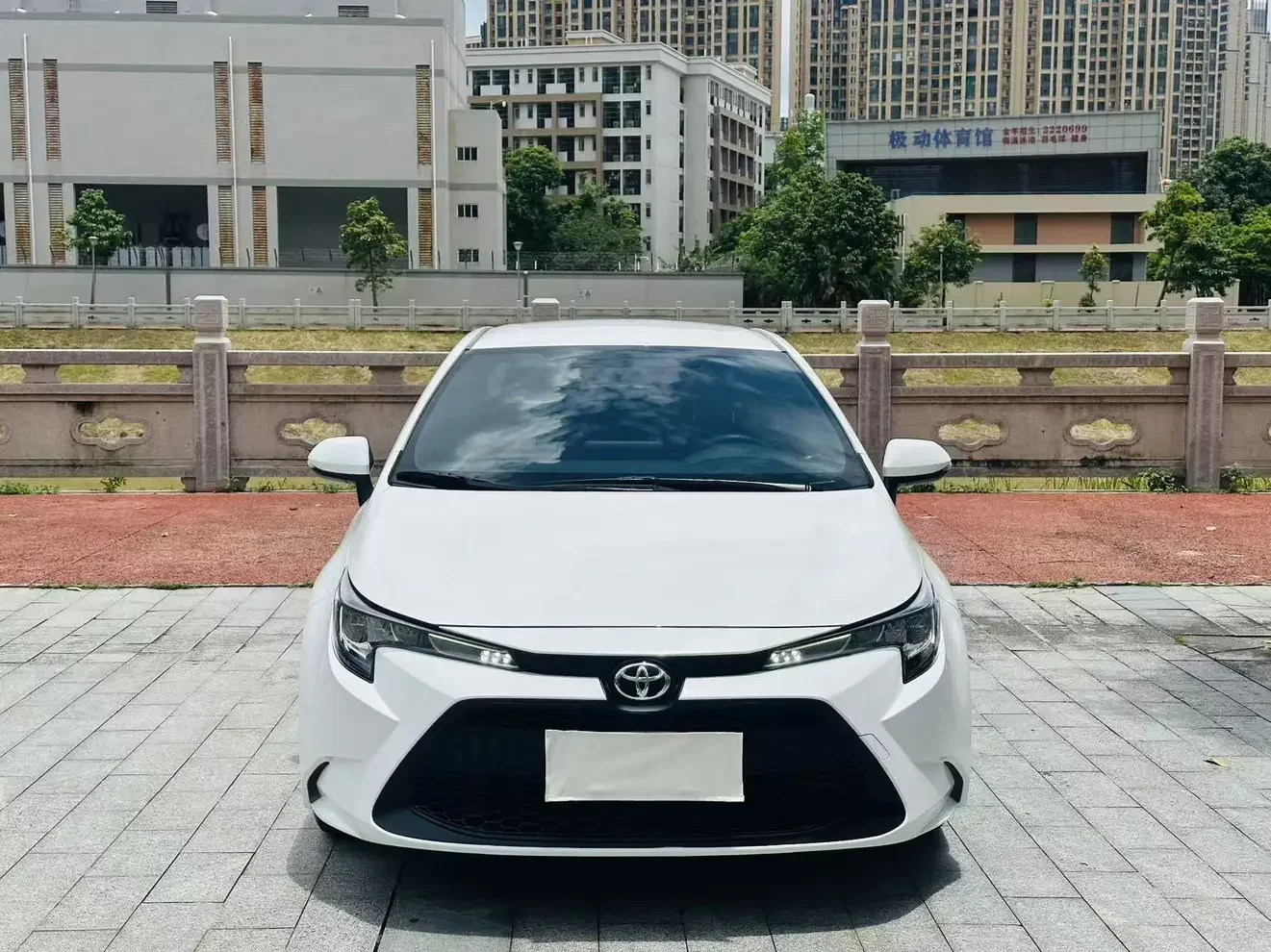Toyota Levin (Lei Ling)  из Китая