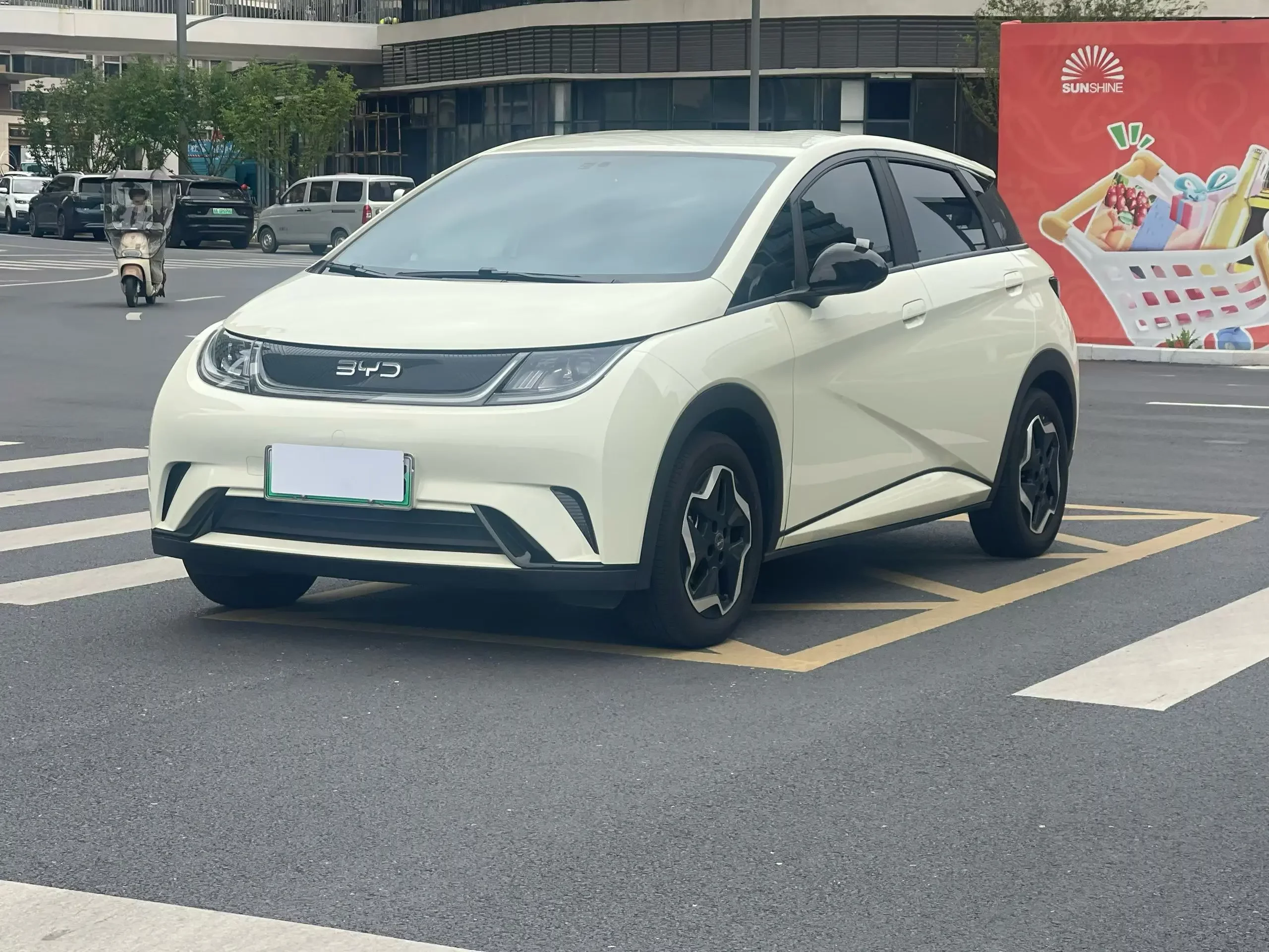 BYD dolphin