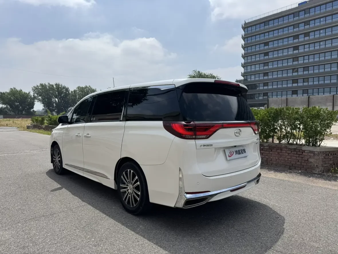 GAC Trumpchi M8