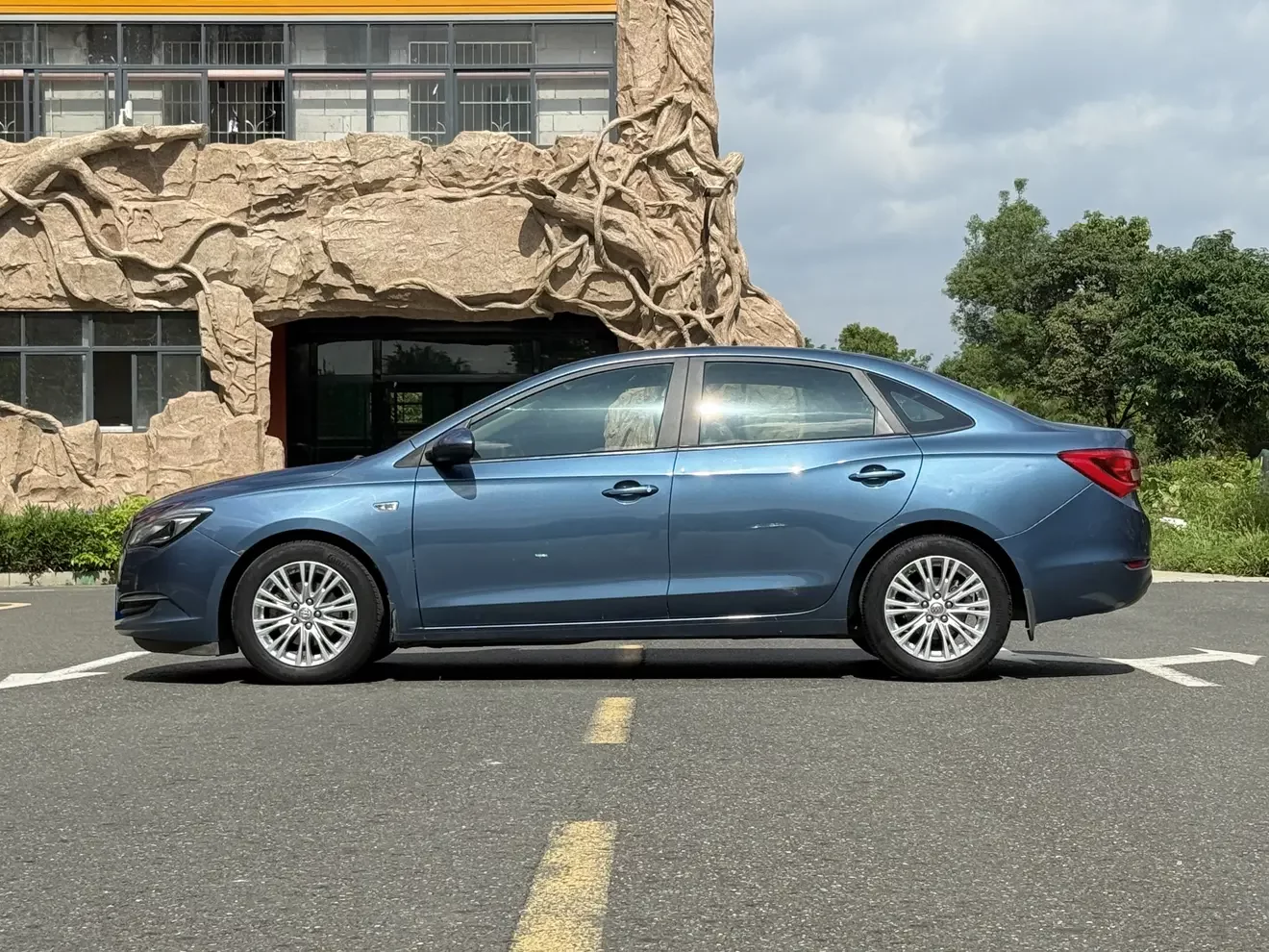 Buick Yinglang