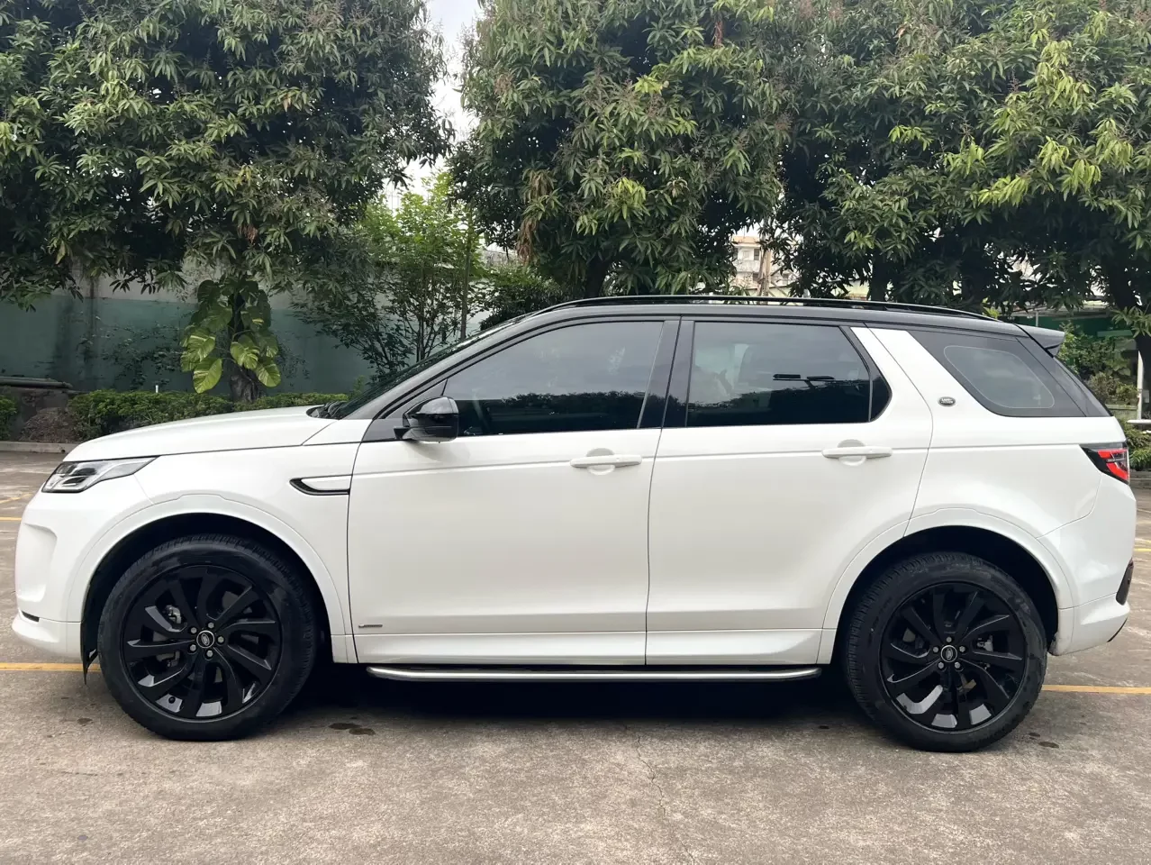 Land Rover Discover Sports