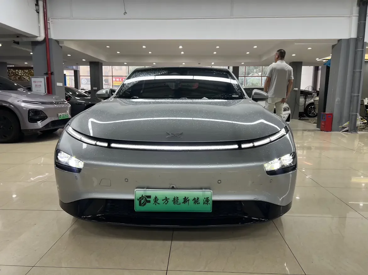 Xpeng P7