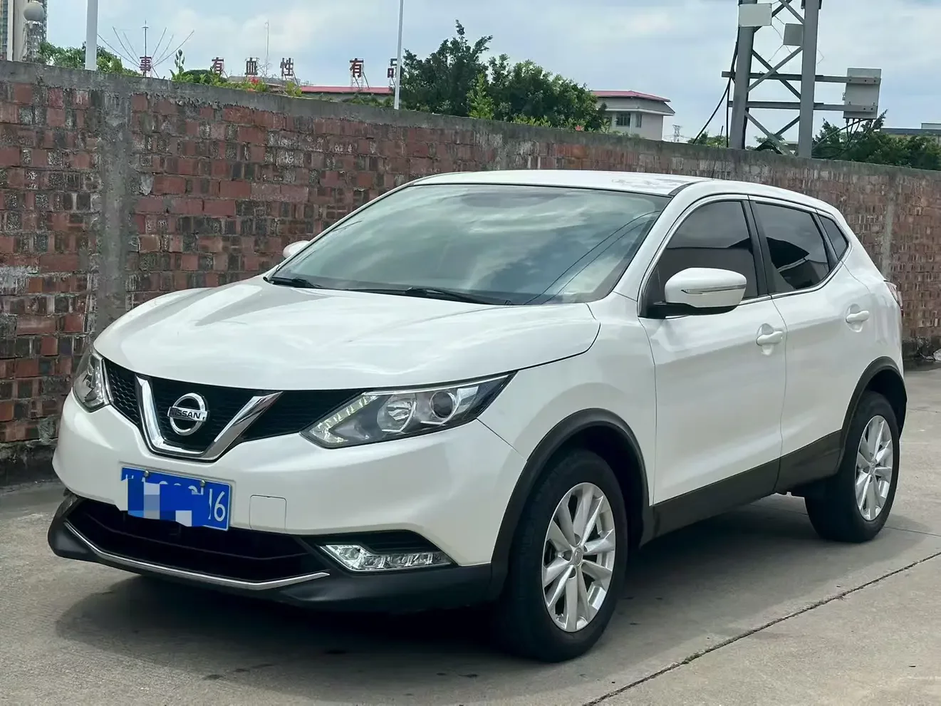 Nissan Qashqai  из Китая