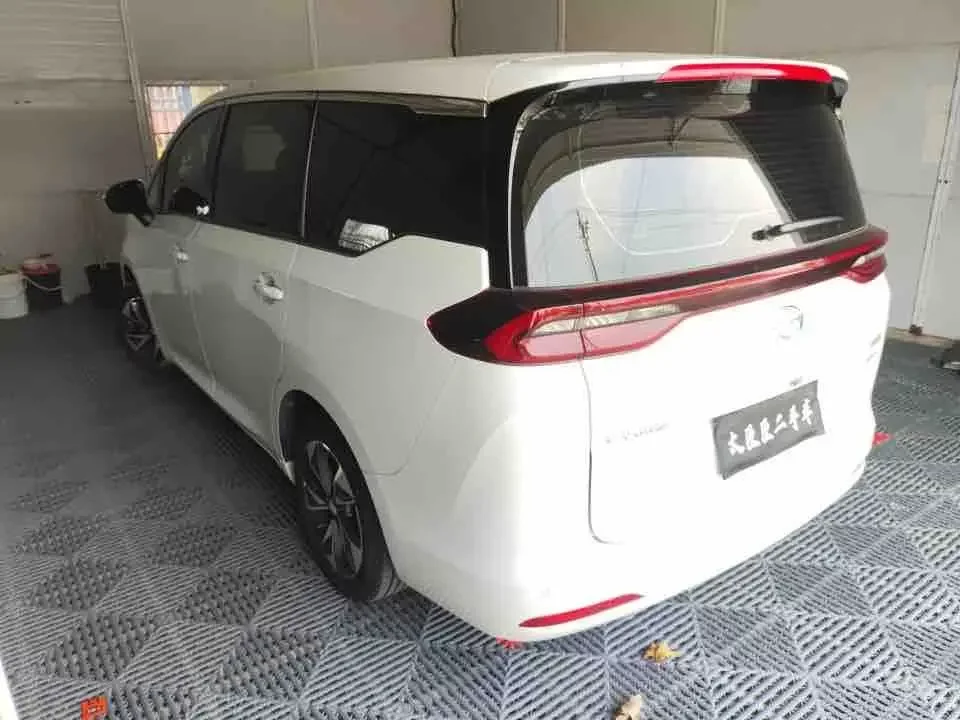 GAC Trumpchi M6