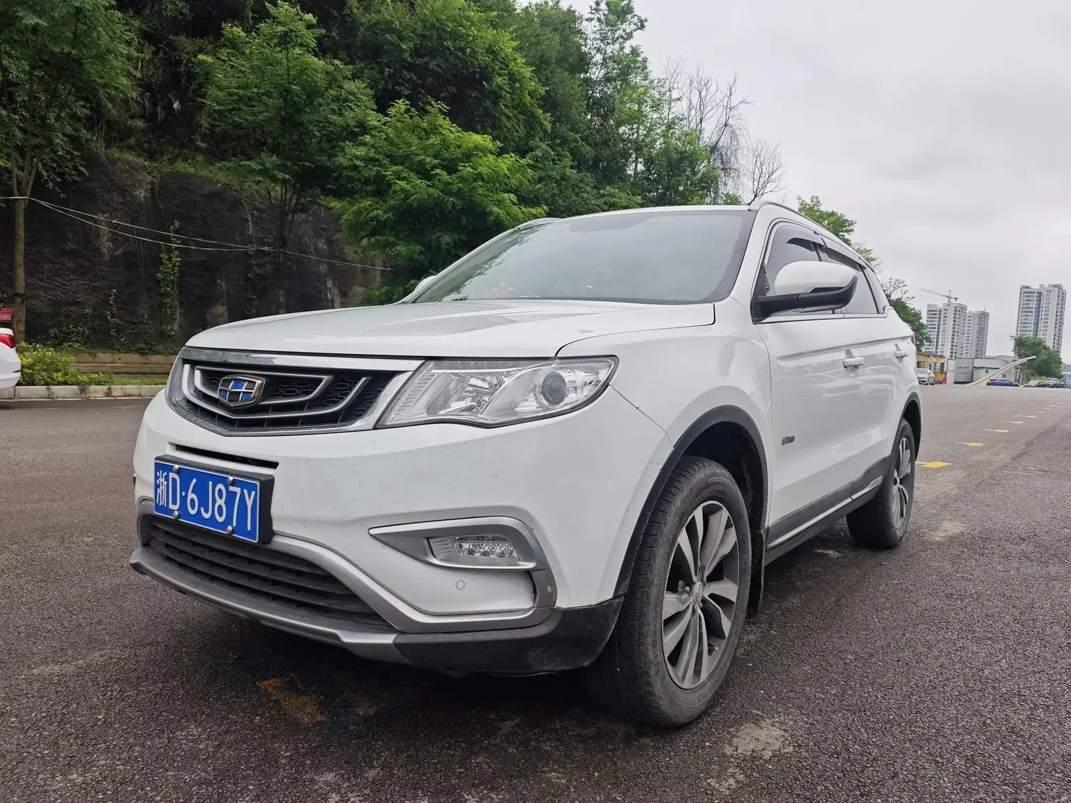 Geely Atlas