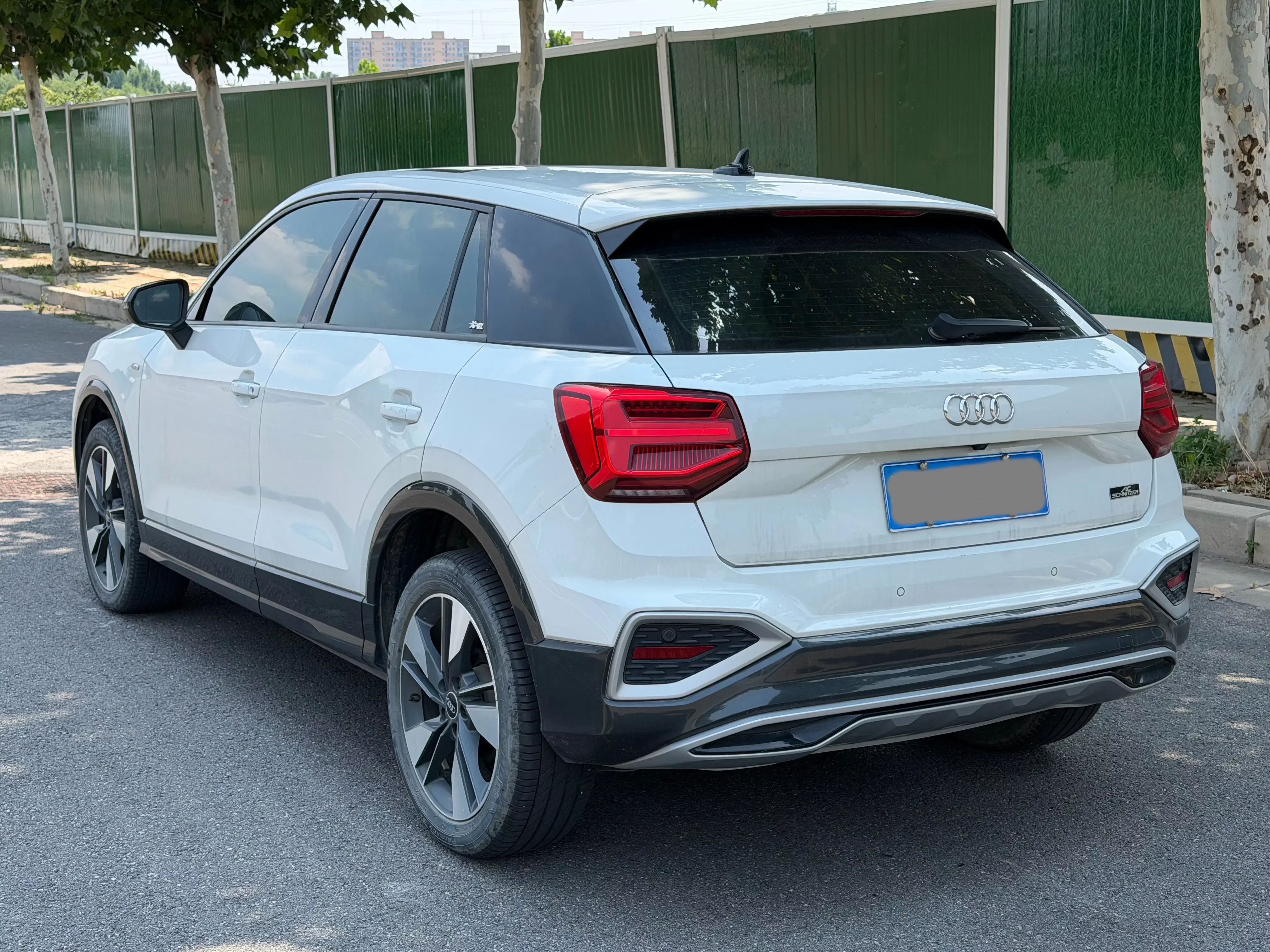 Audi Q2L