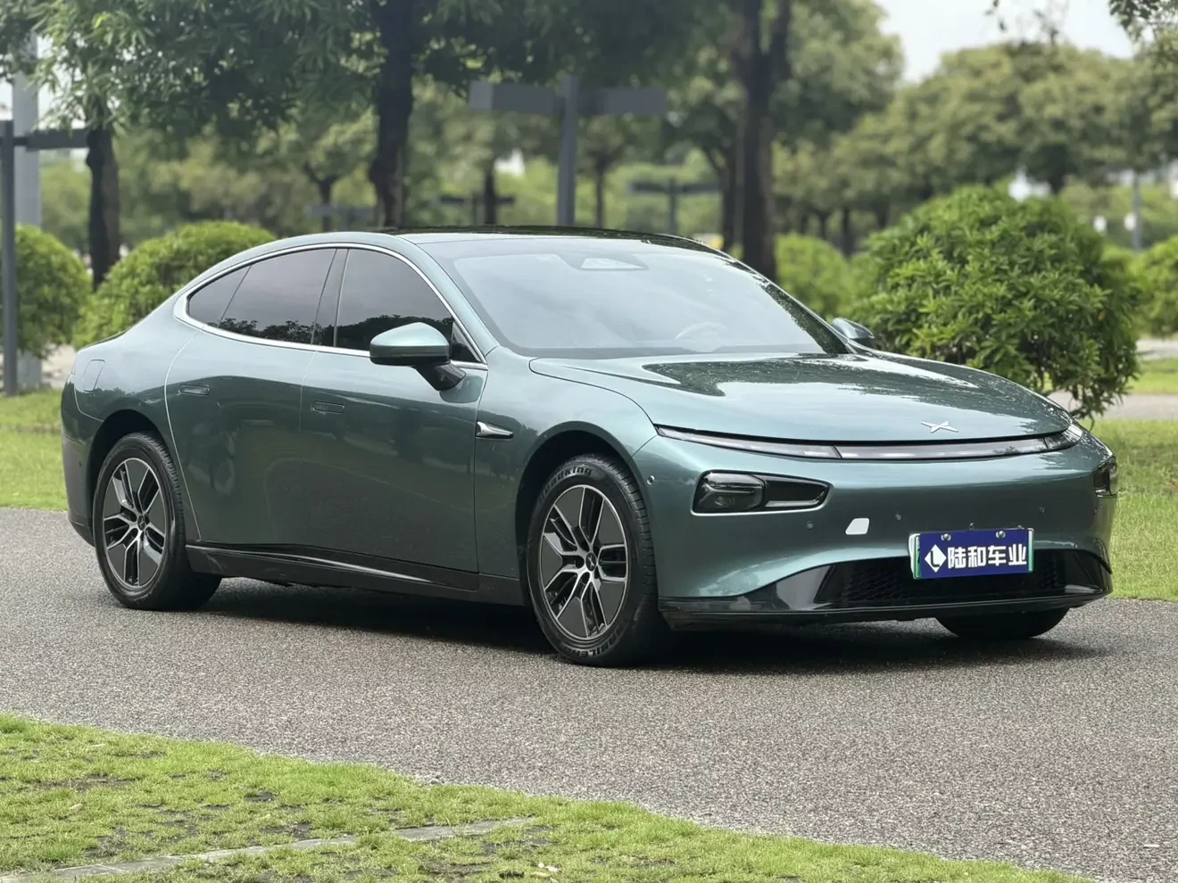 Xpeng P7